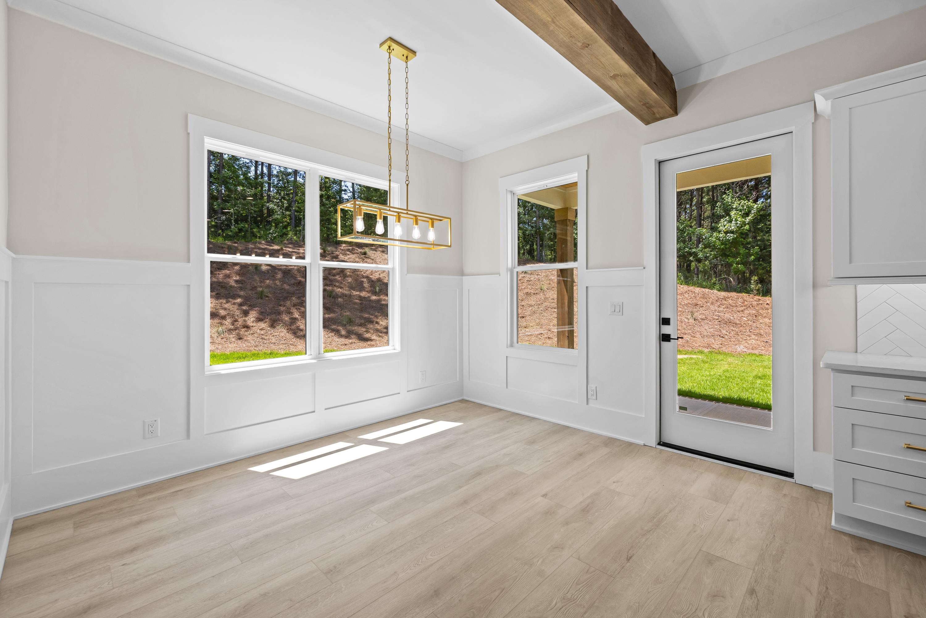 1131 GLEN EAGLE DRIVE