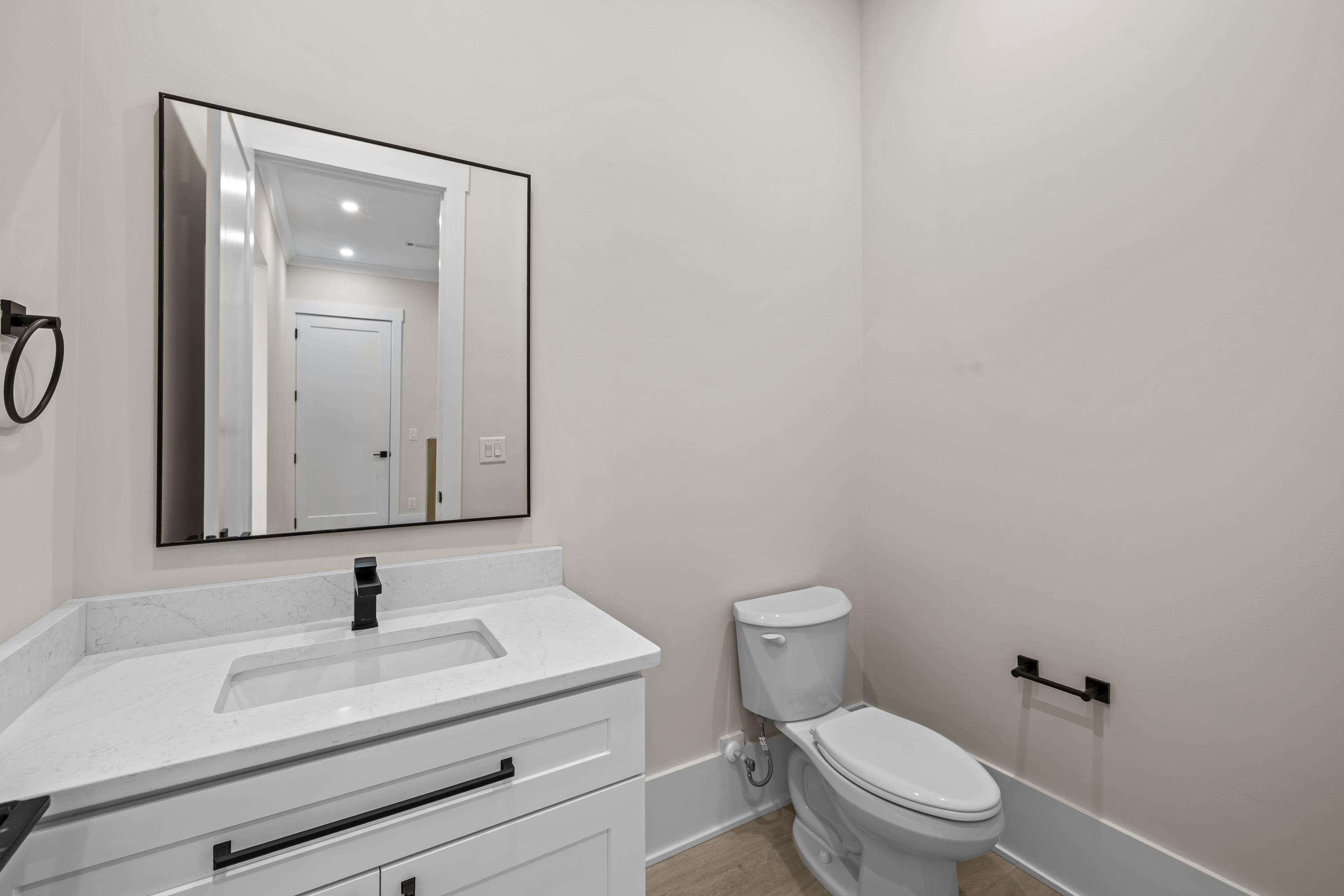 1131 GLEN EAGLE DRIVE