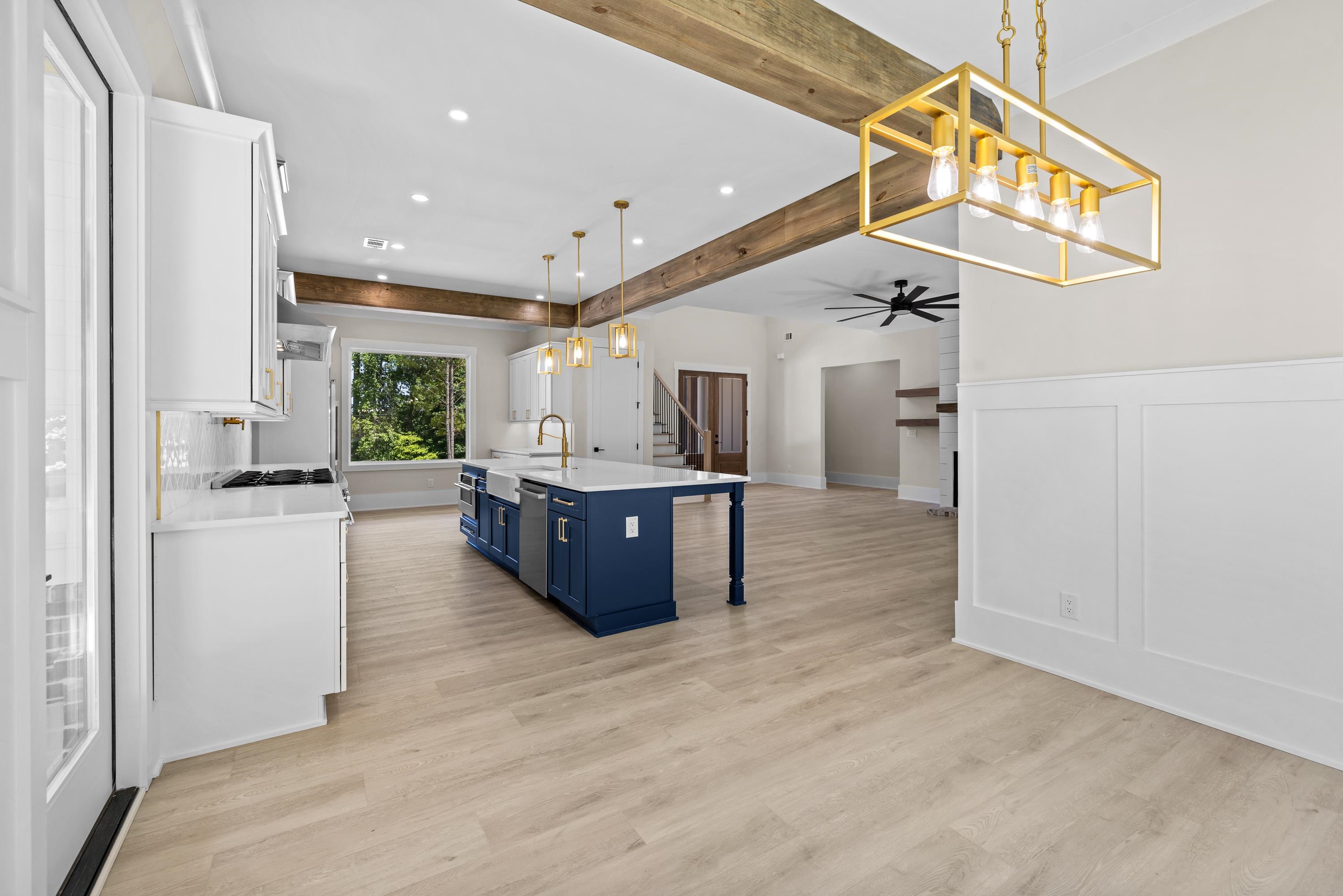 1131 GLEN EAGLE DRIVE