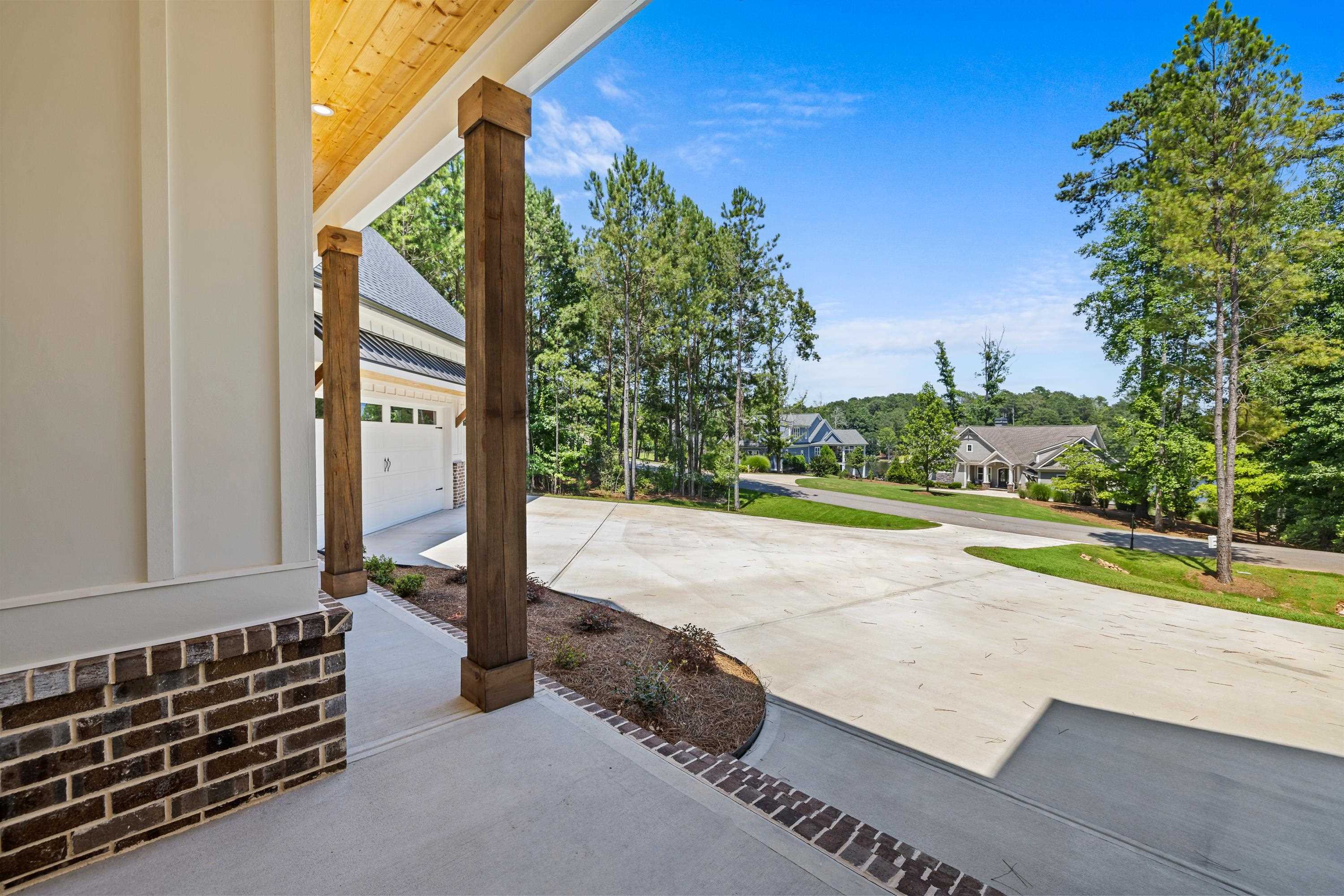 1131 GLEN EAGLE DRIVE