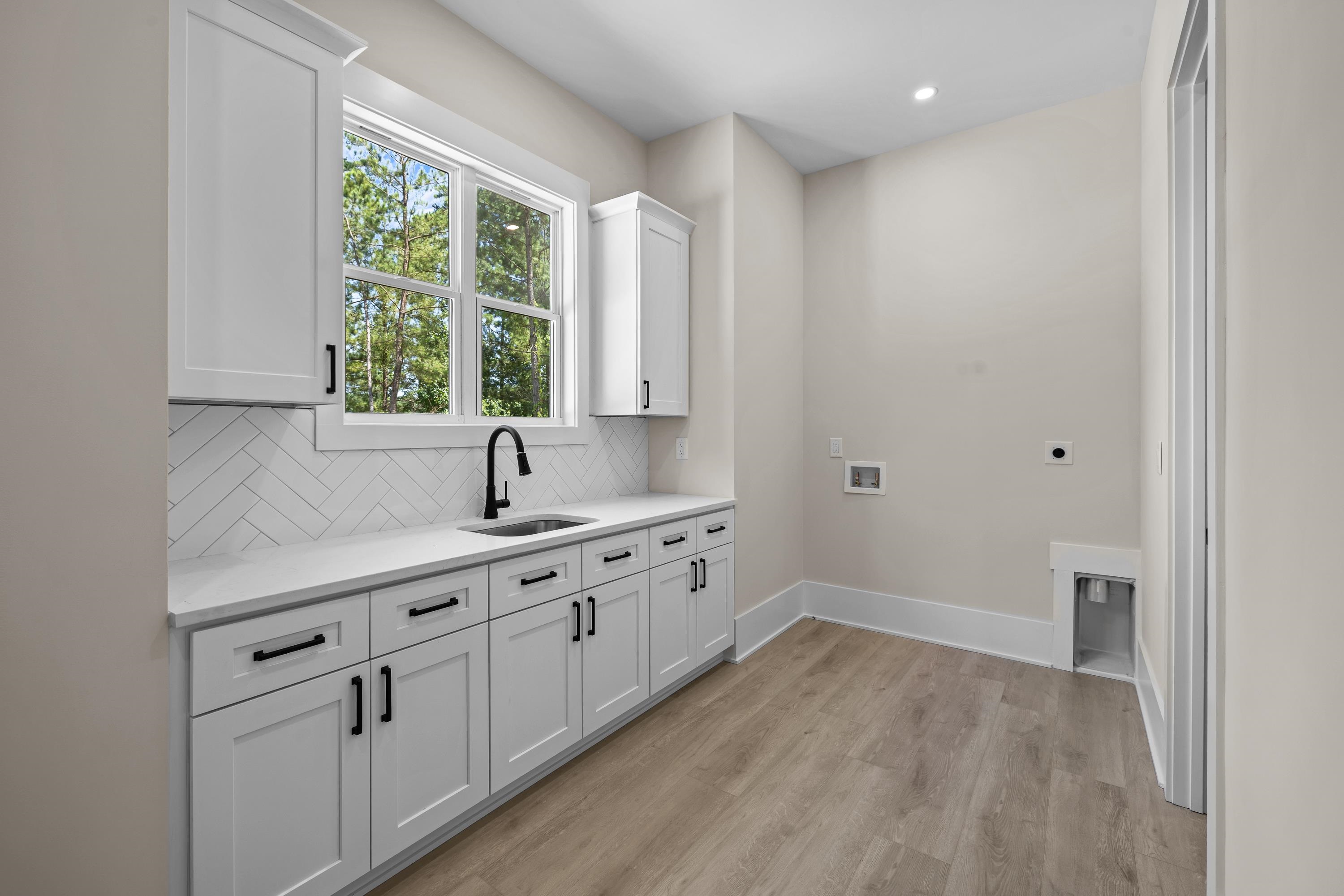 1131 GLEN EAGLE DRIVE