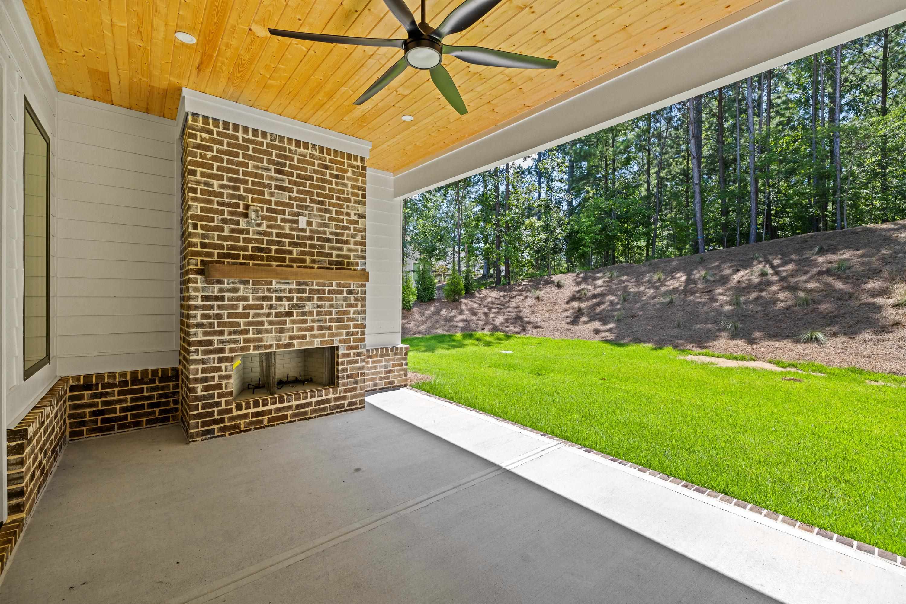 1131 GLEN EAGLE DRIVE