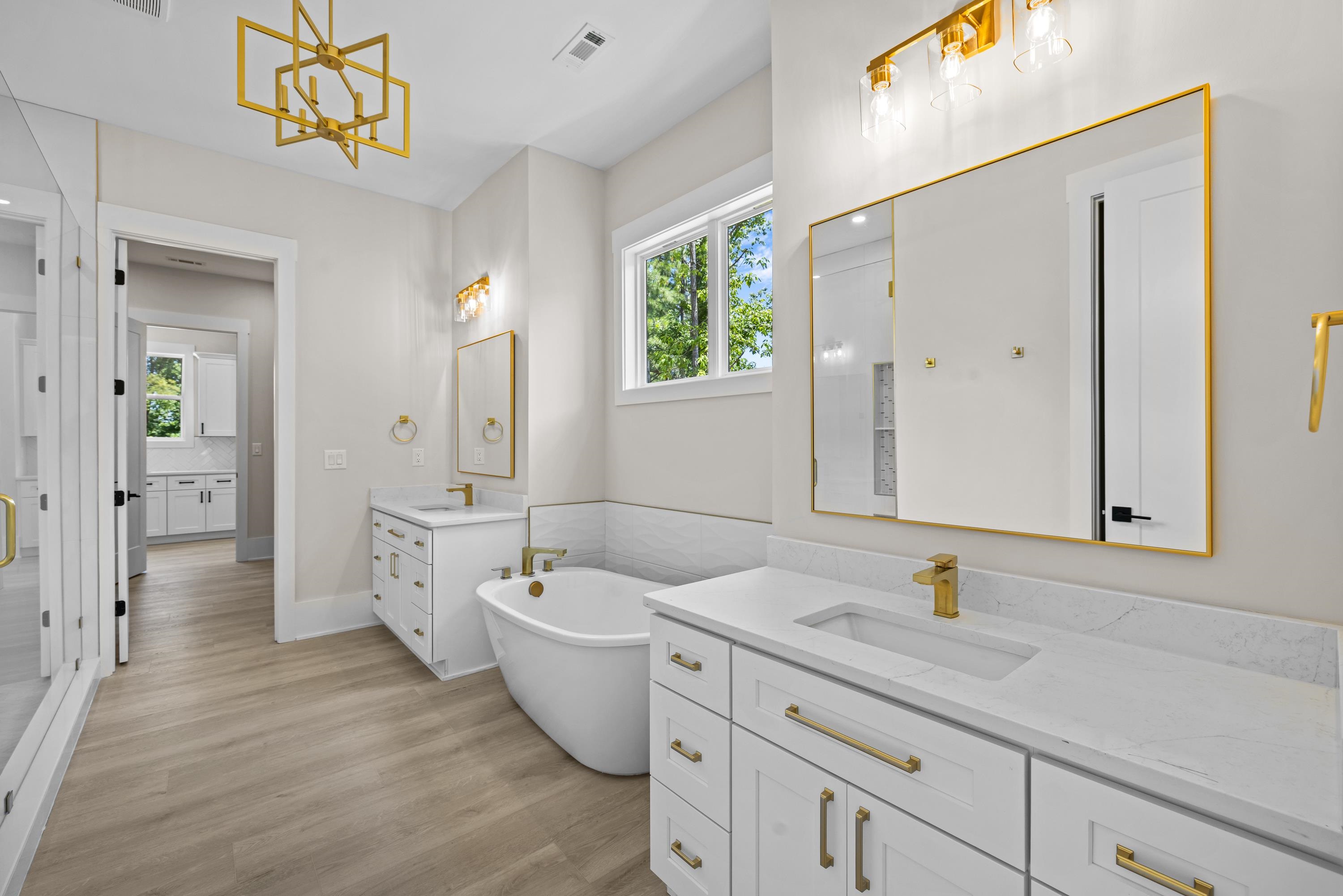 1131 GLEN EAGLE DRIVE