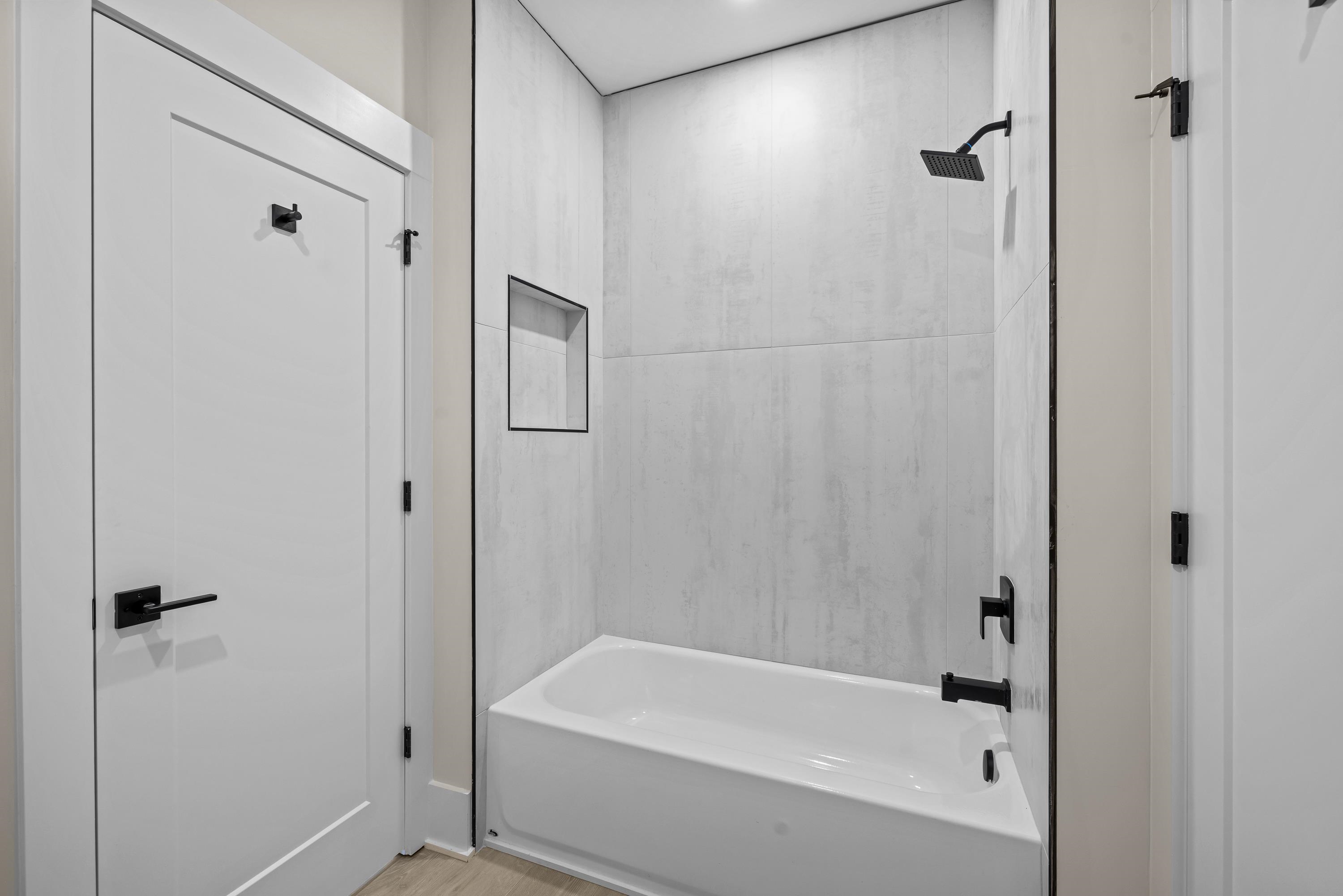 1131 GLEN EAGLE DRIVE