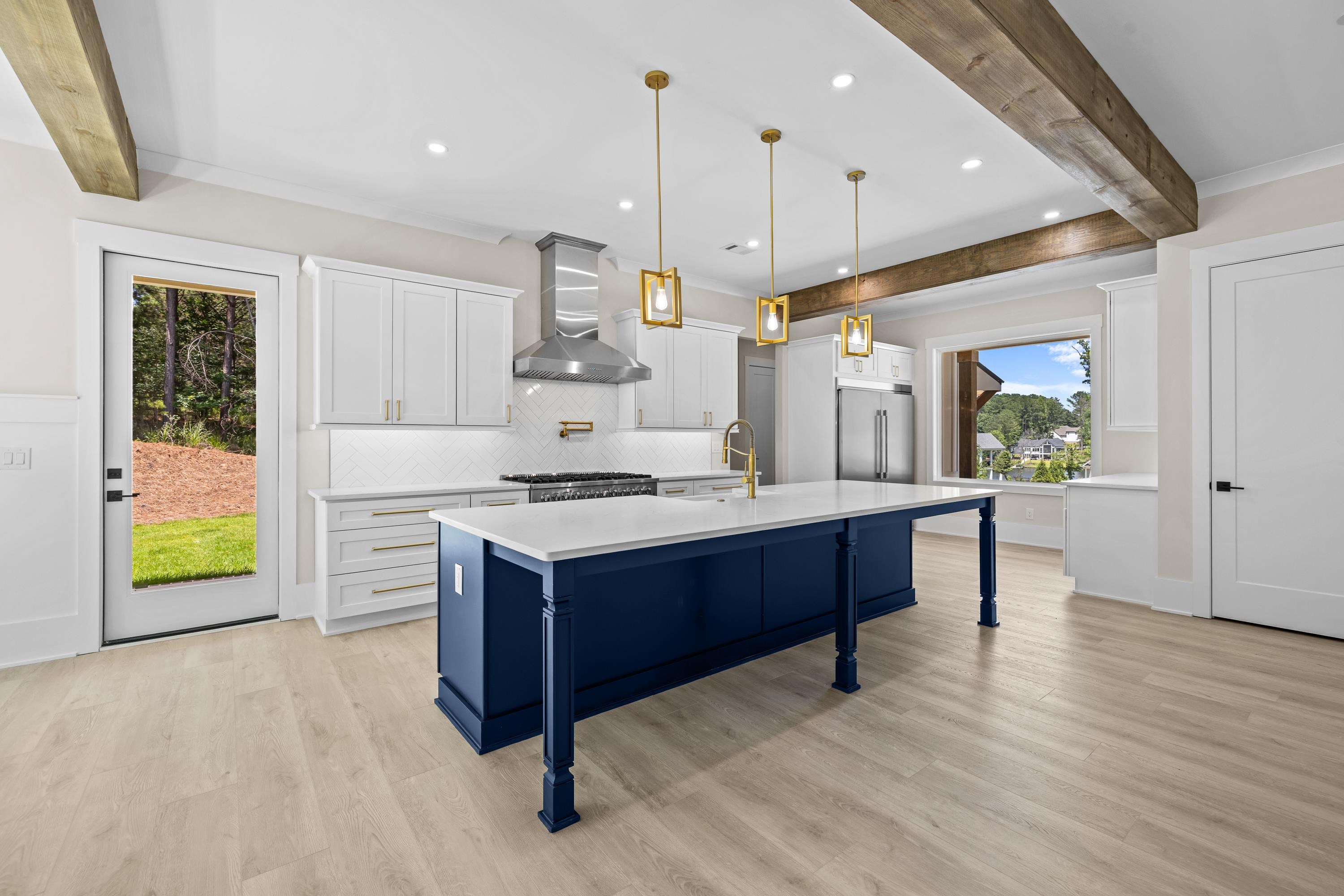 1131 GLEN EAGLE DRIVE
