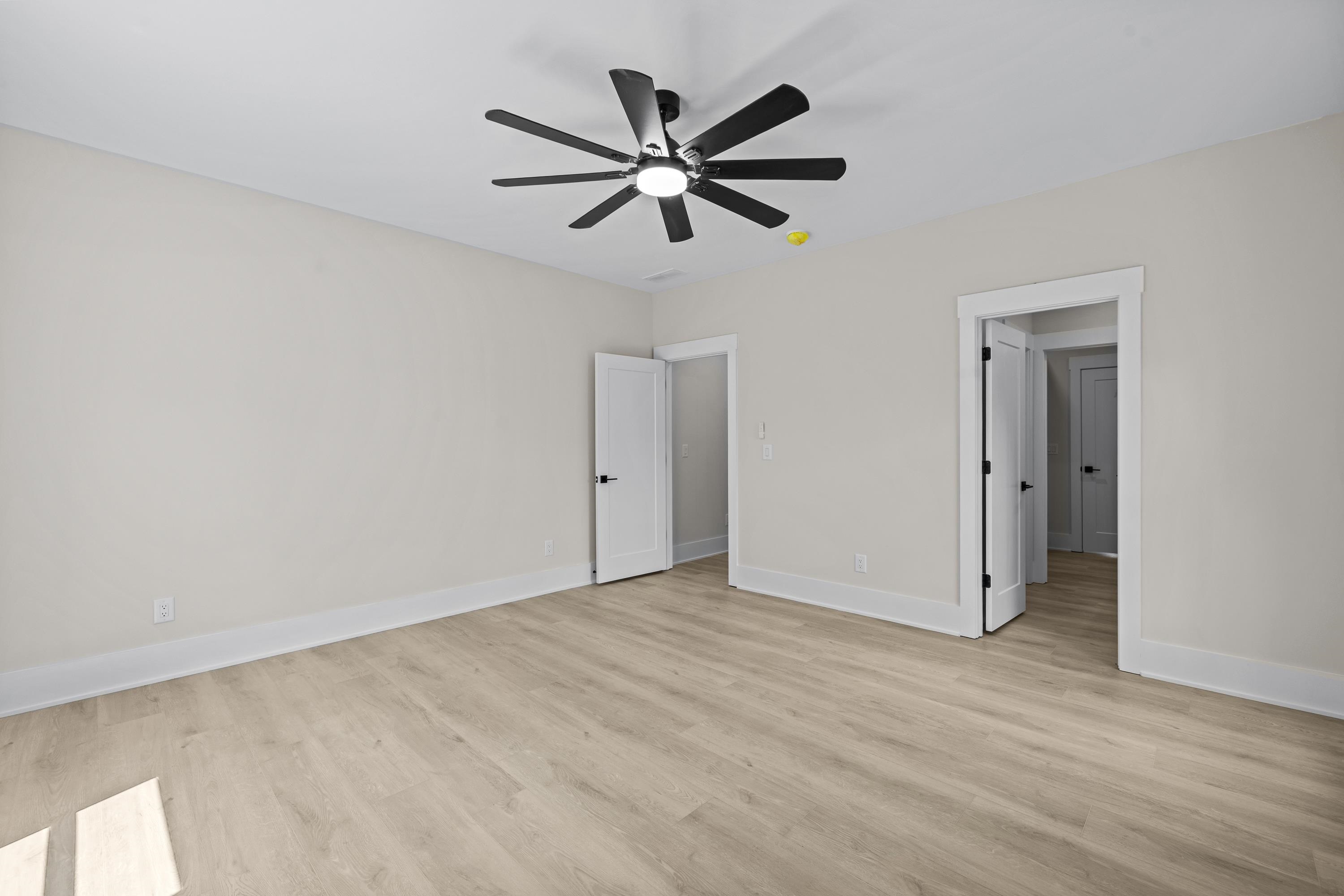 1131 GLEN EAGLE DRIVE