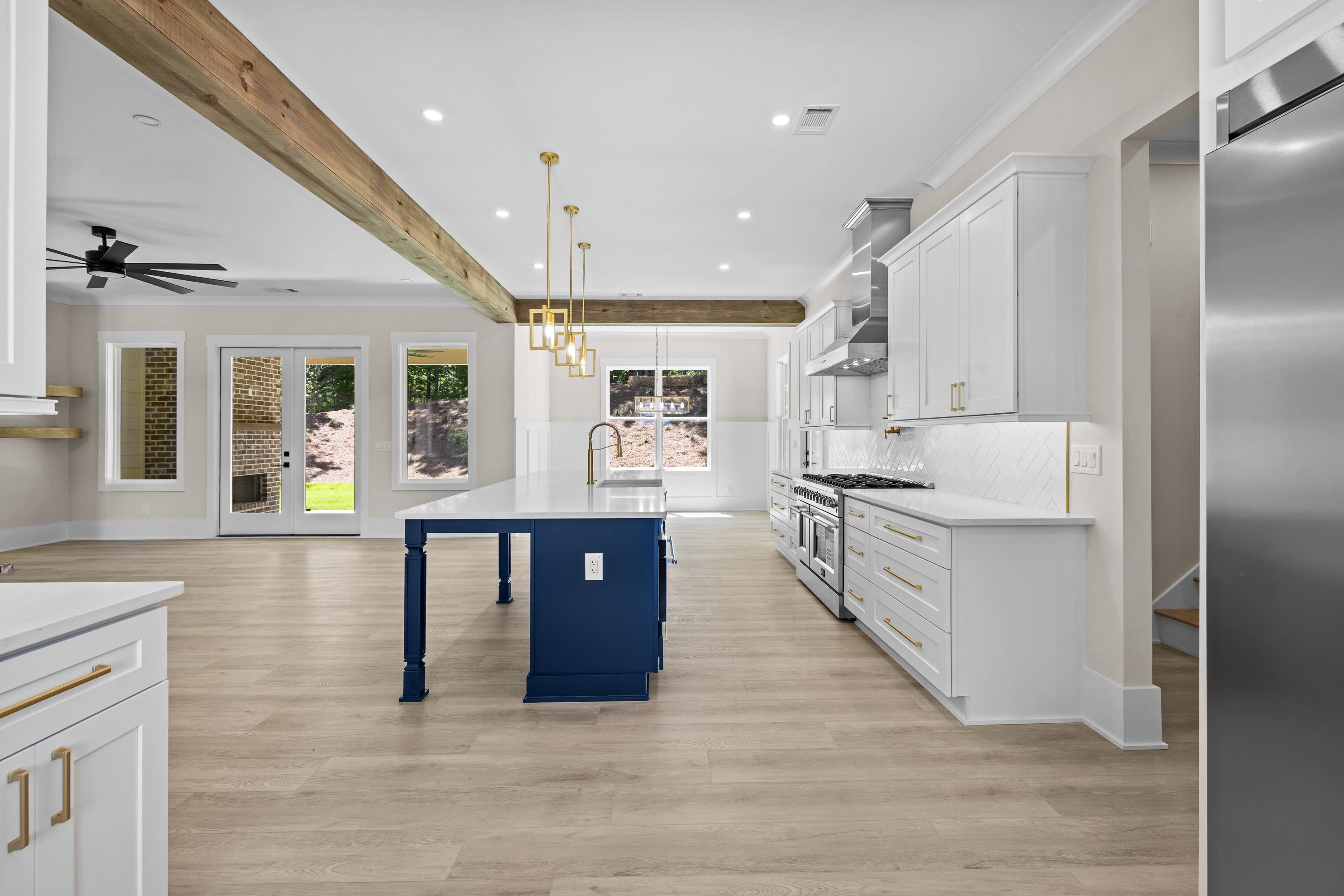 1131 GLEN EAGLE DRIVE
