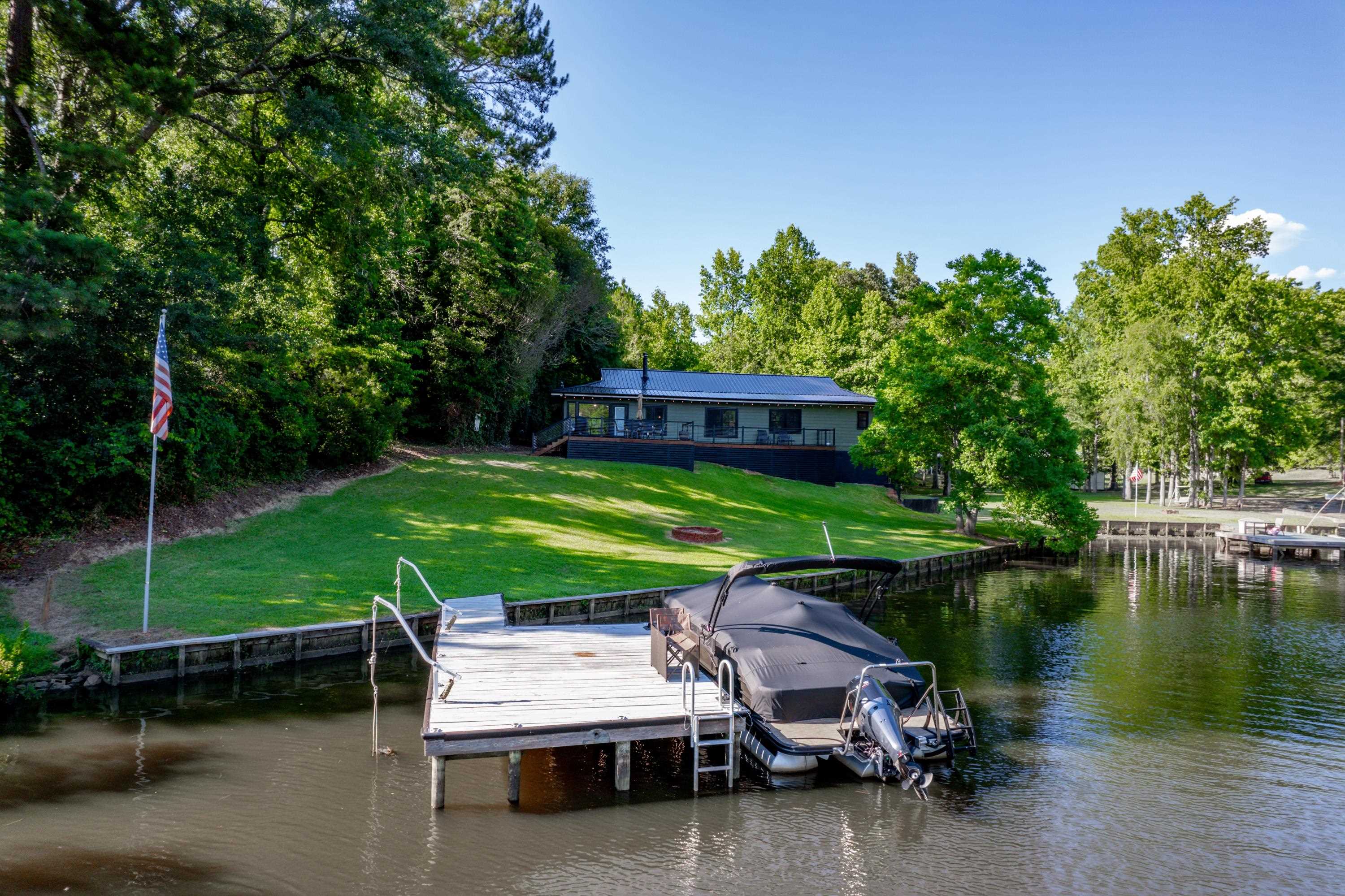 128 TURTLE COURT