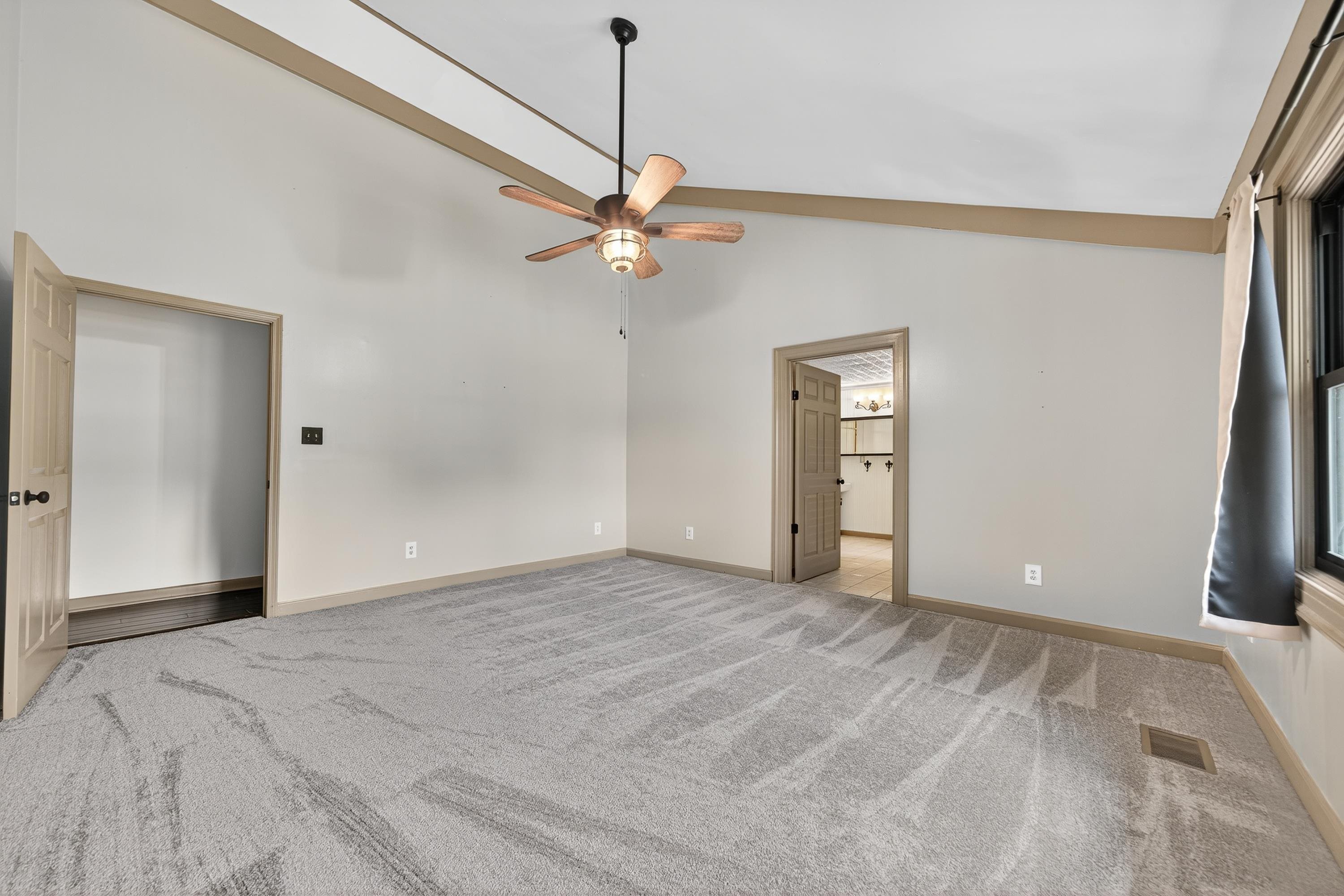 128 TURTLE COURT