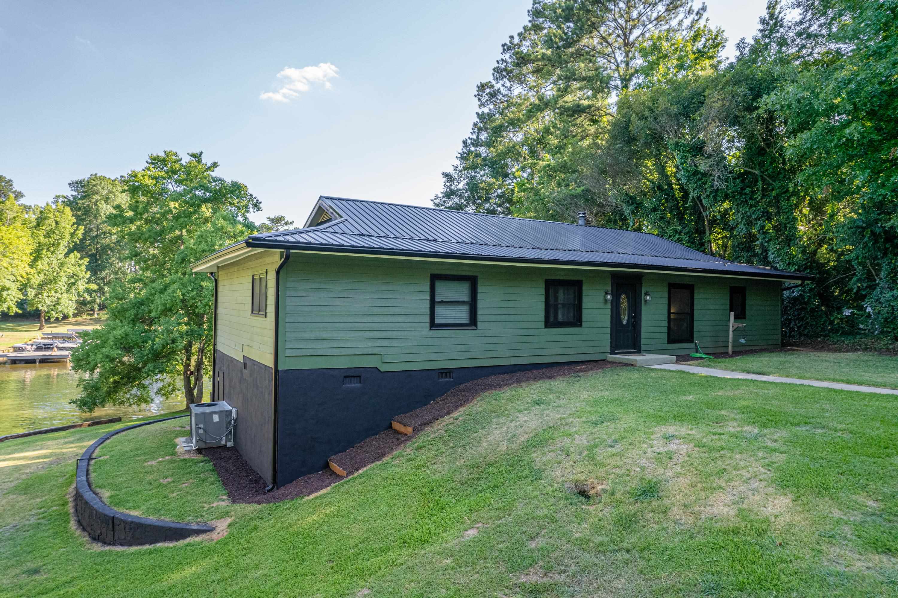 128 TURTLE COURT