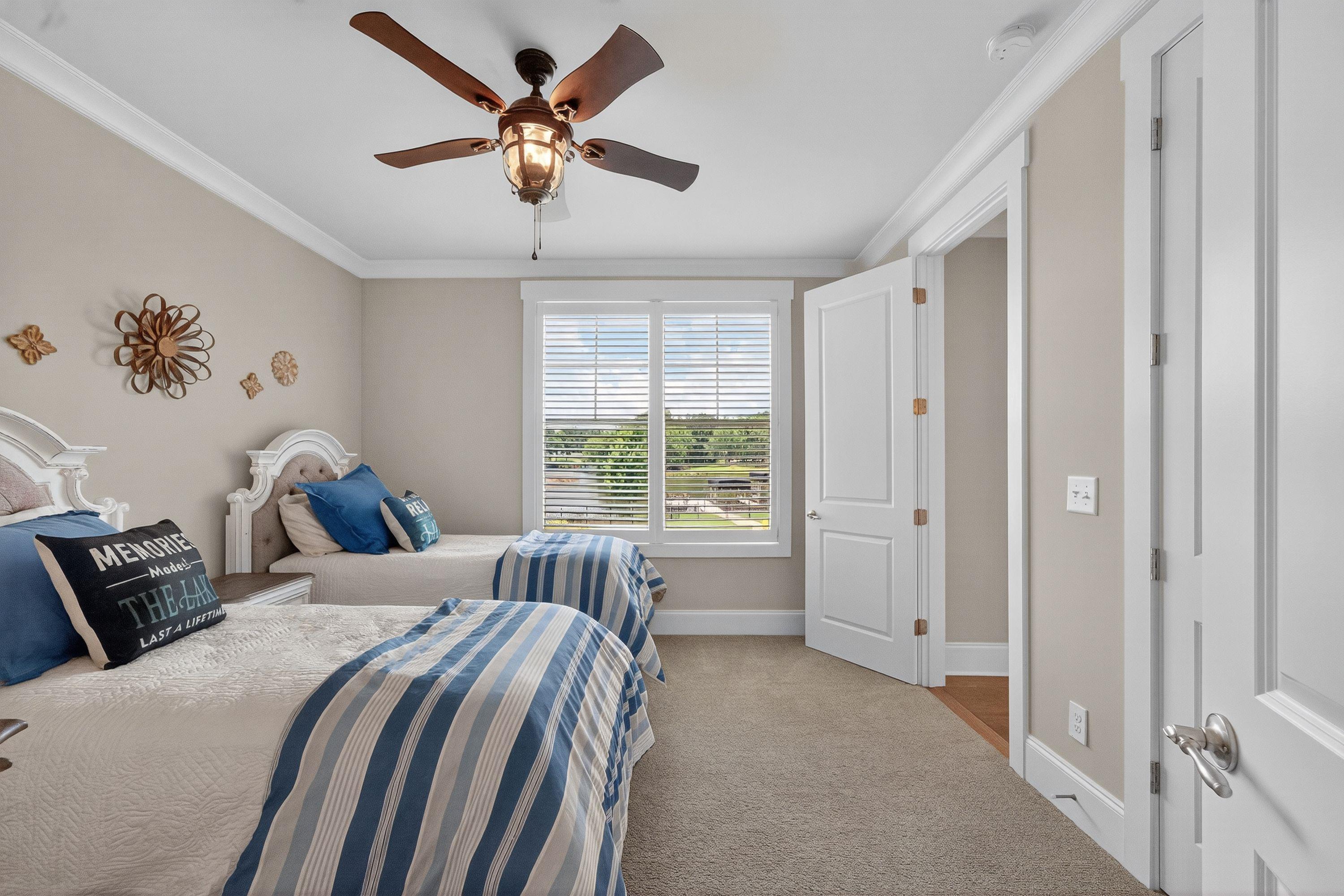 160 LAKEVIEW DRIVE