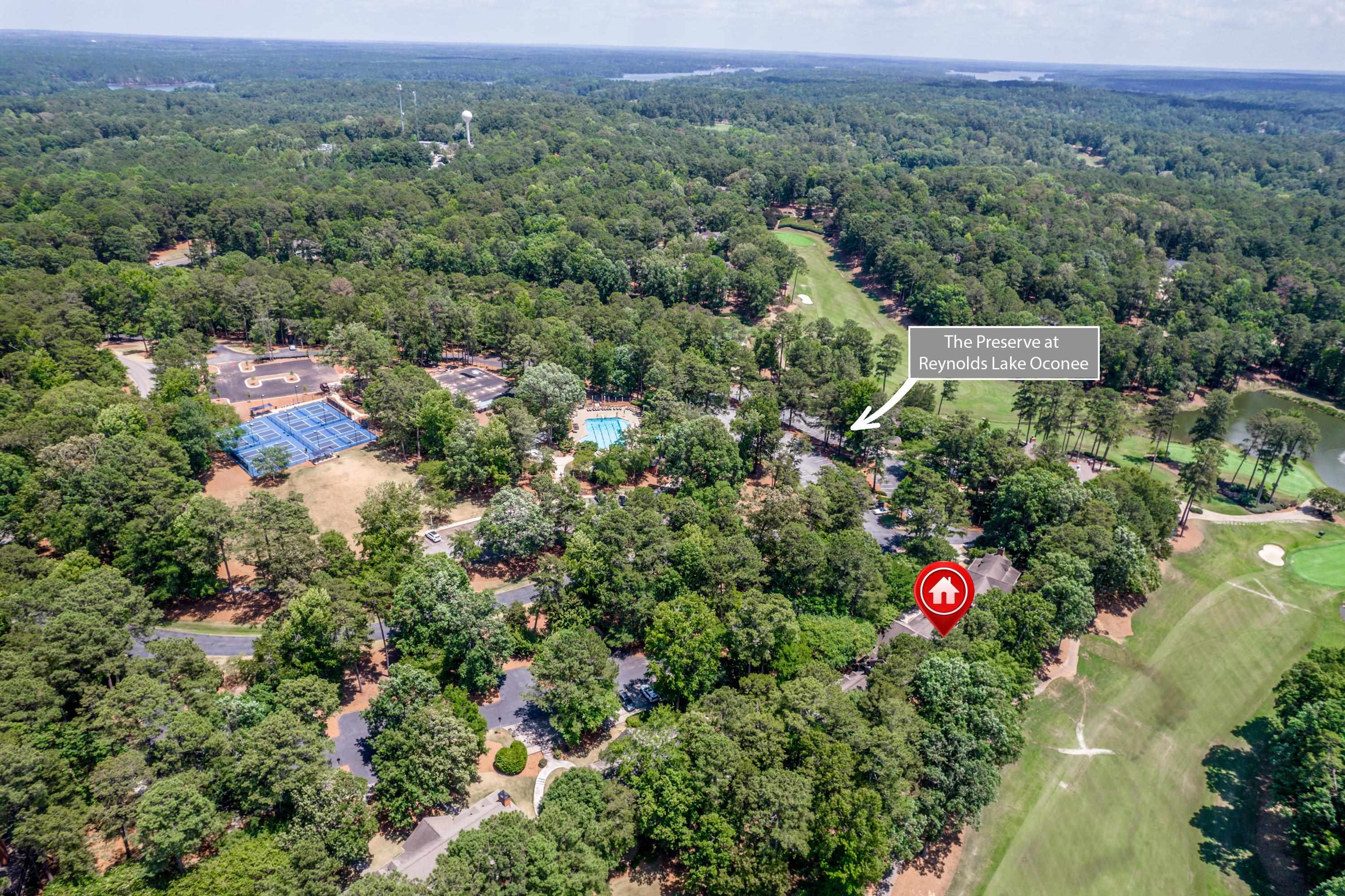 1043 B CLUB HOUSE LANE