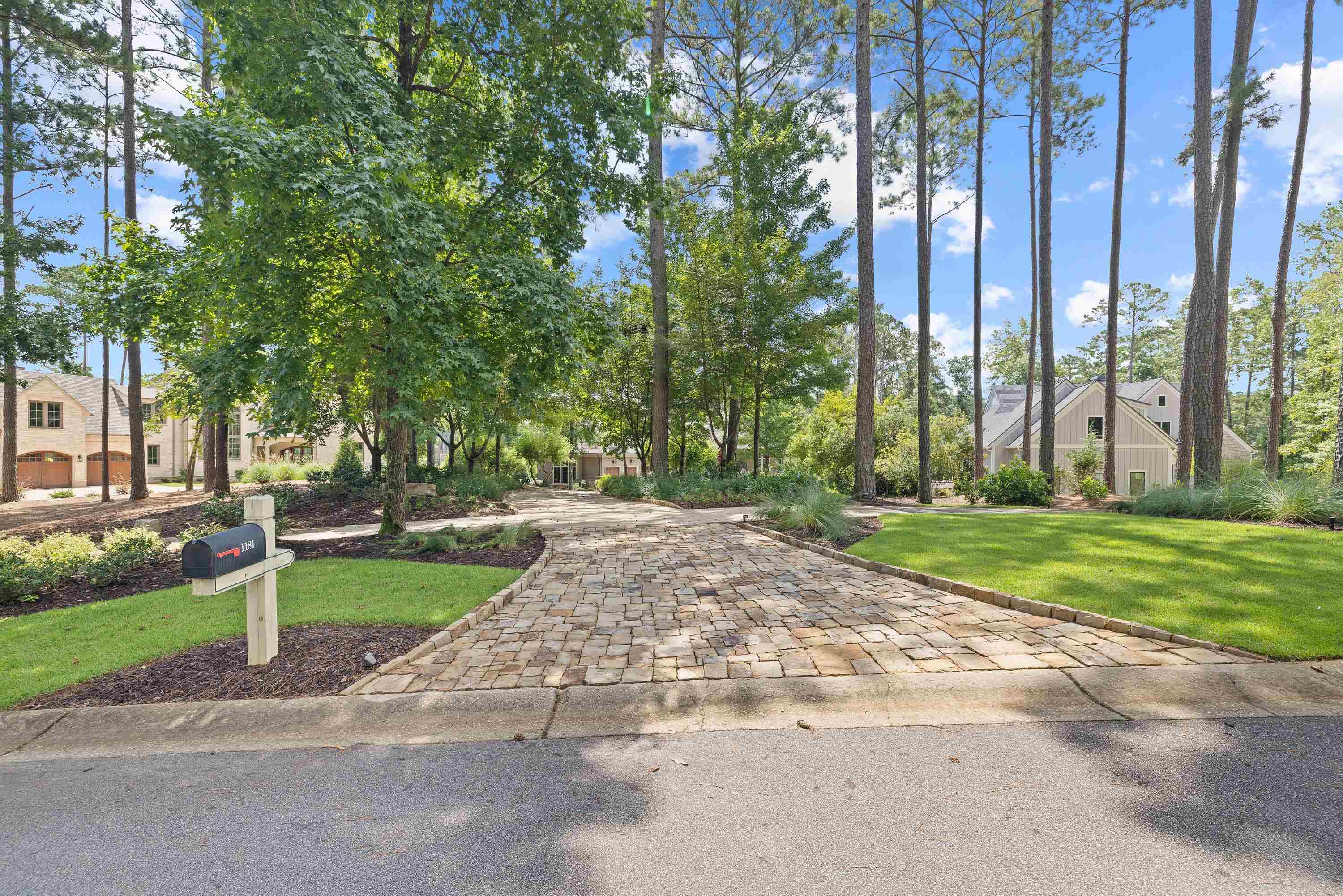 1181 ROSE CREEK