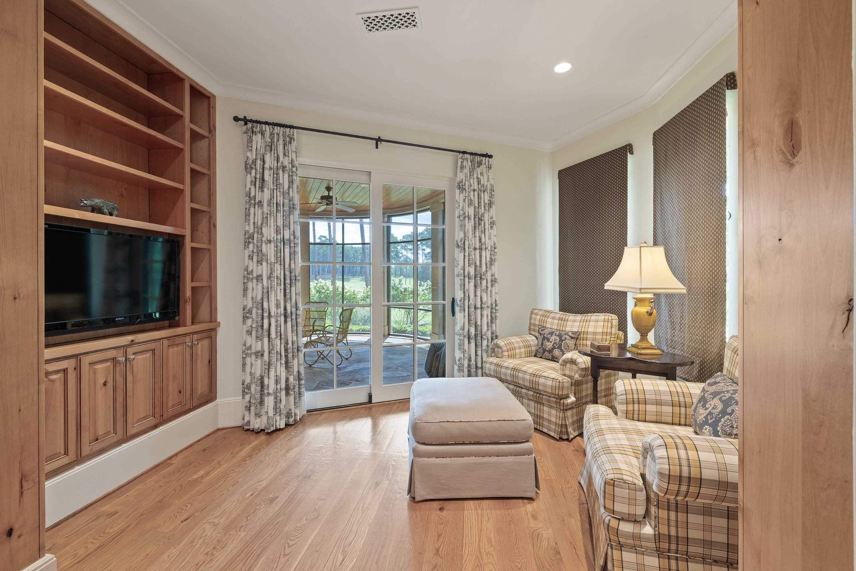 1181 ROSE CREEK