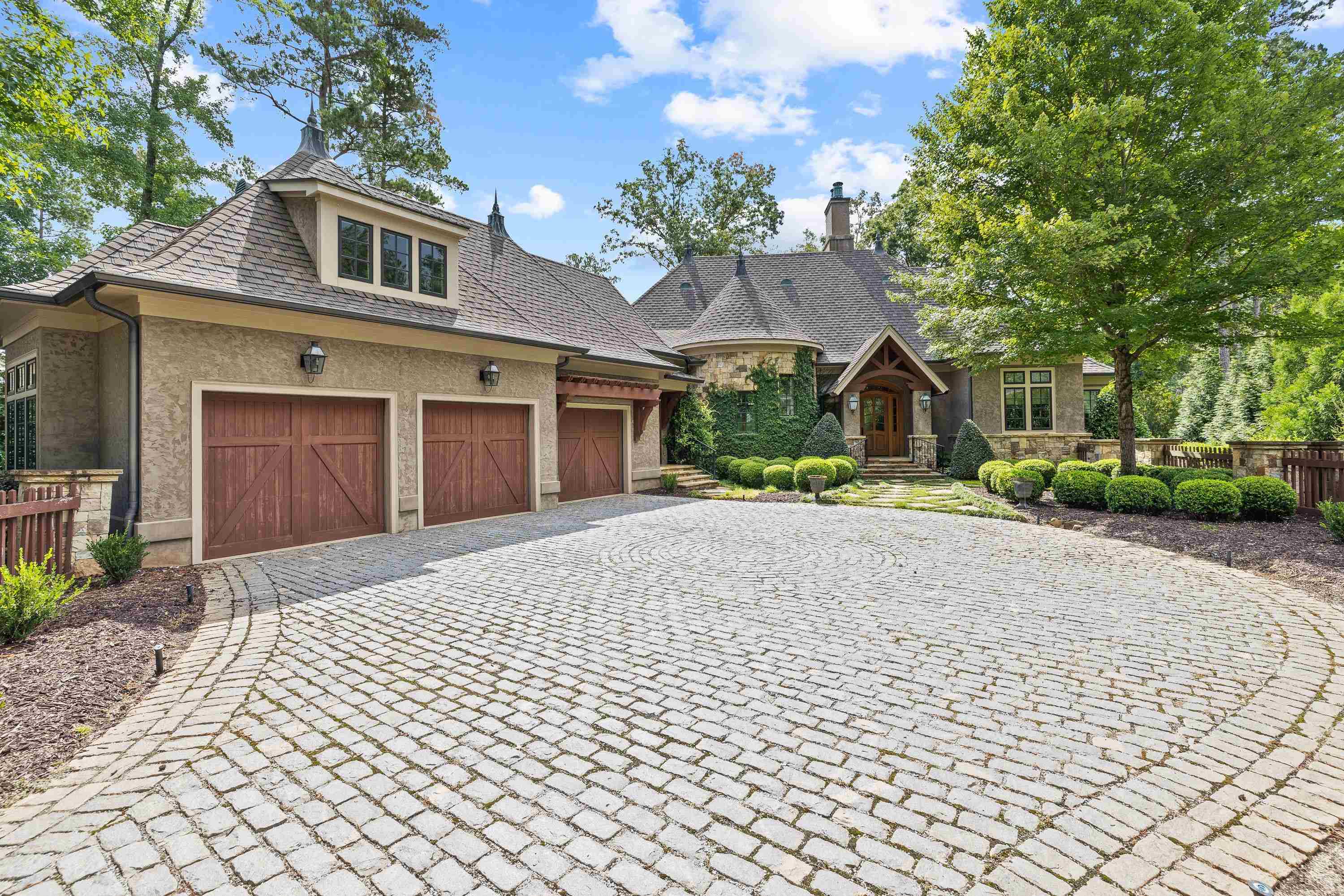 1181 ROSE CREEK