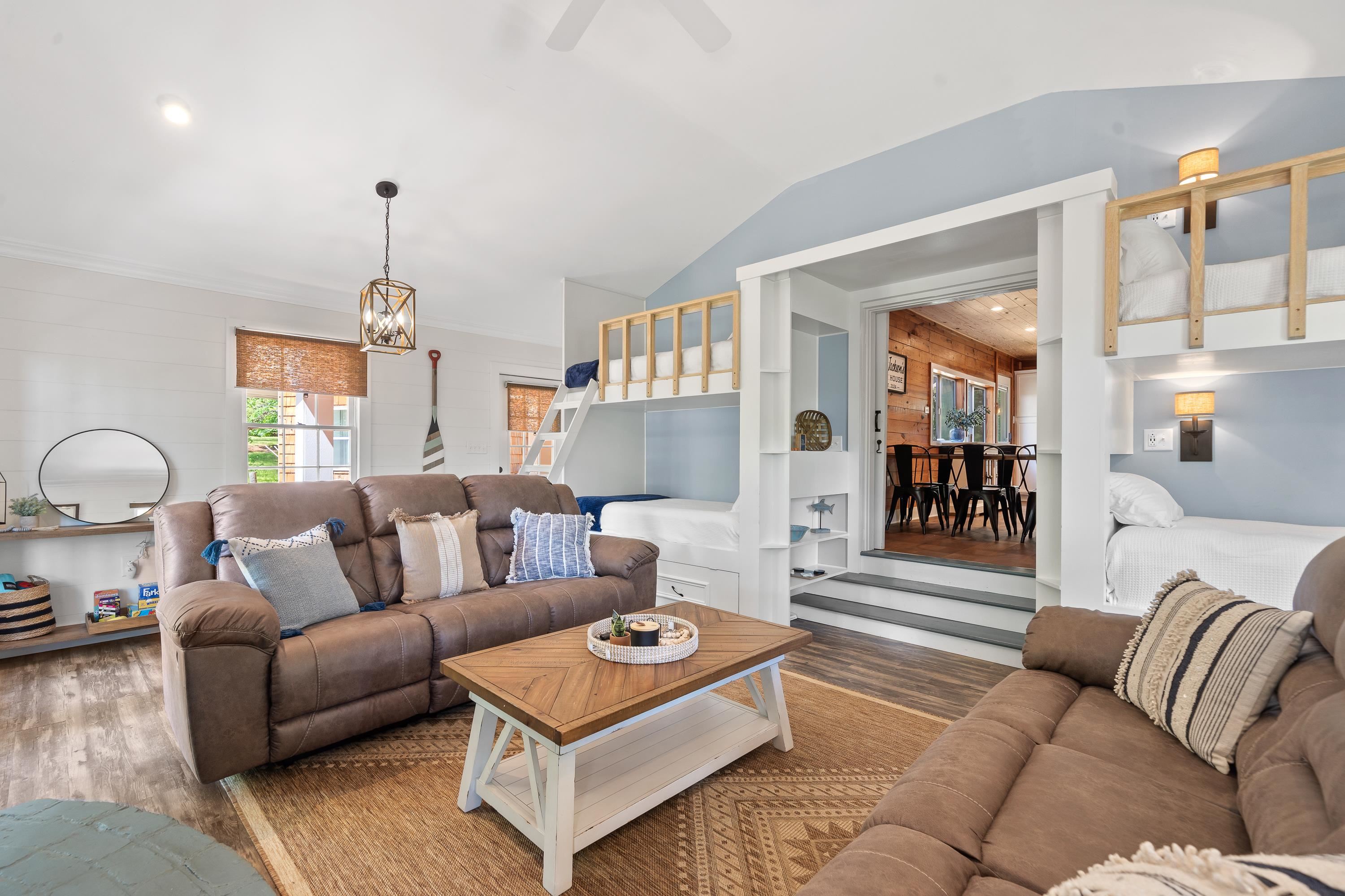 194 BENTLEY CIRCLE