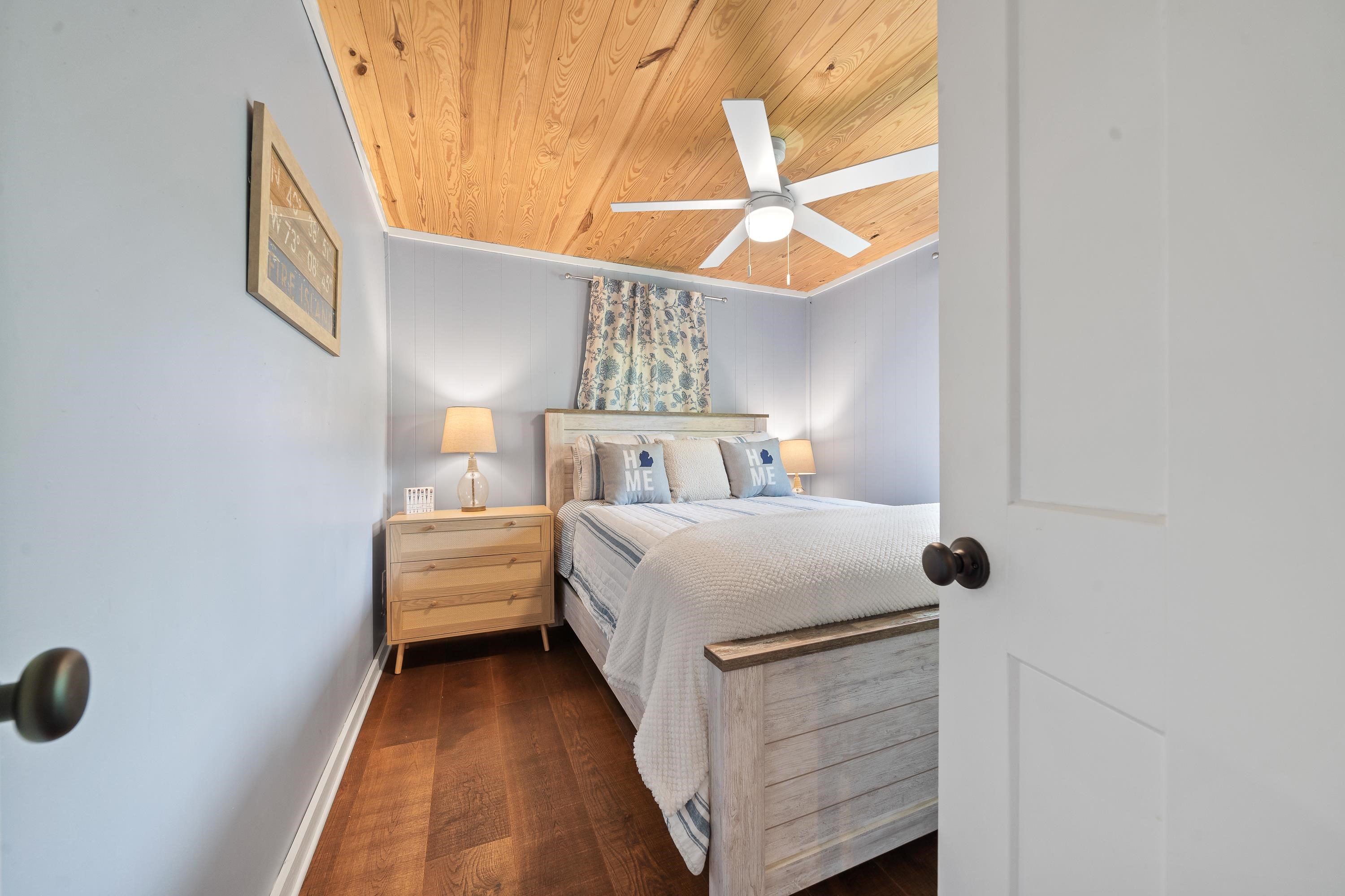 194 BENTLEY CIRCLE