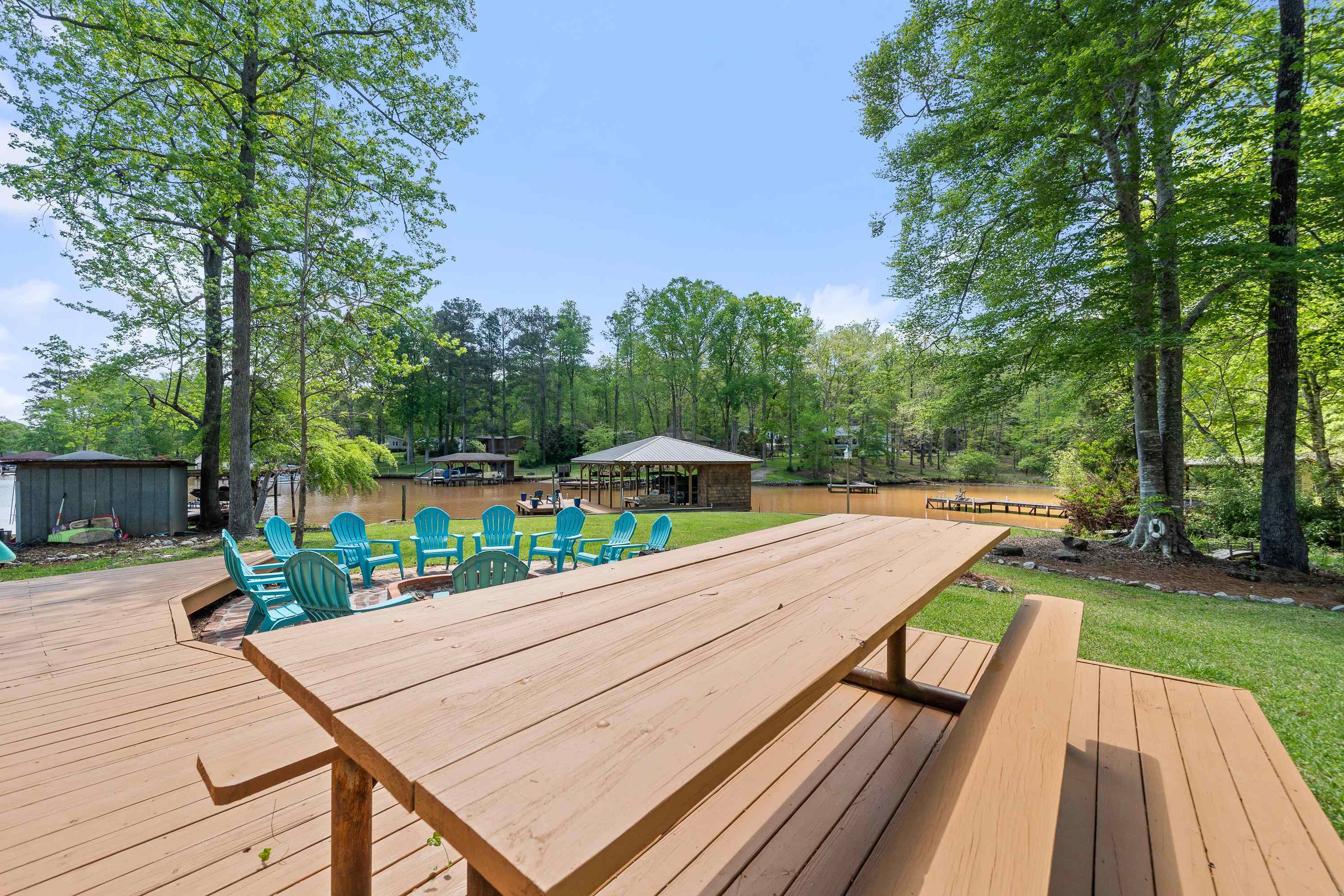 194 BENTLEY CIRCLE