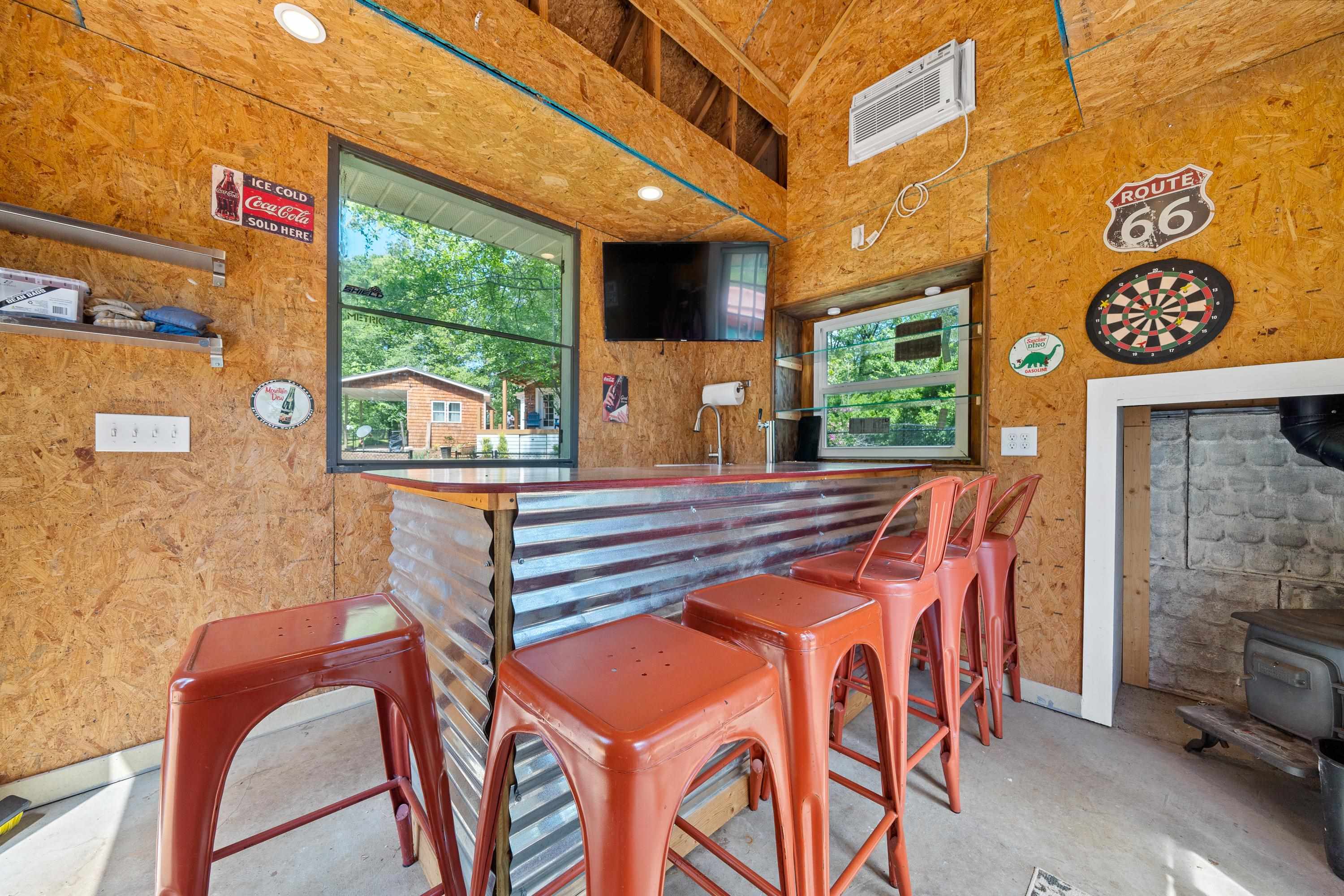 194 BENTLEY CIRCLE
