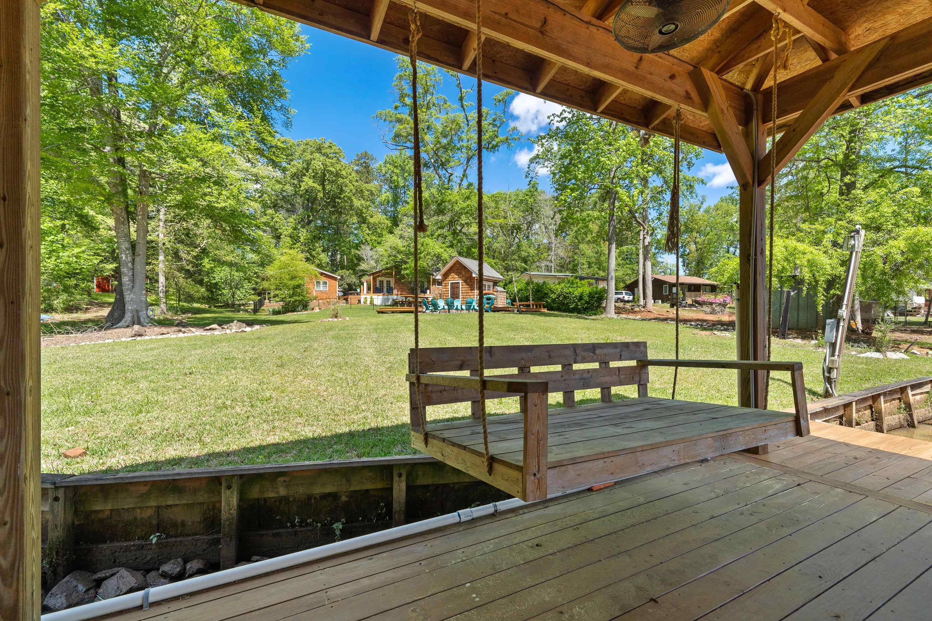 194 BENTLEY CIRCLE
