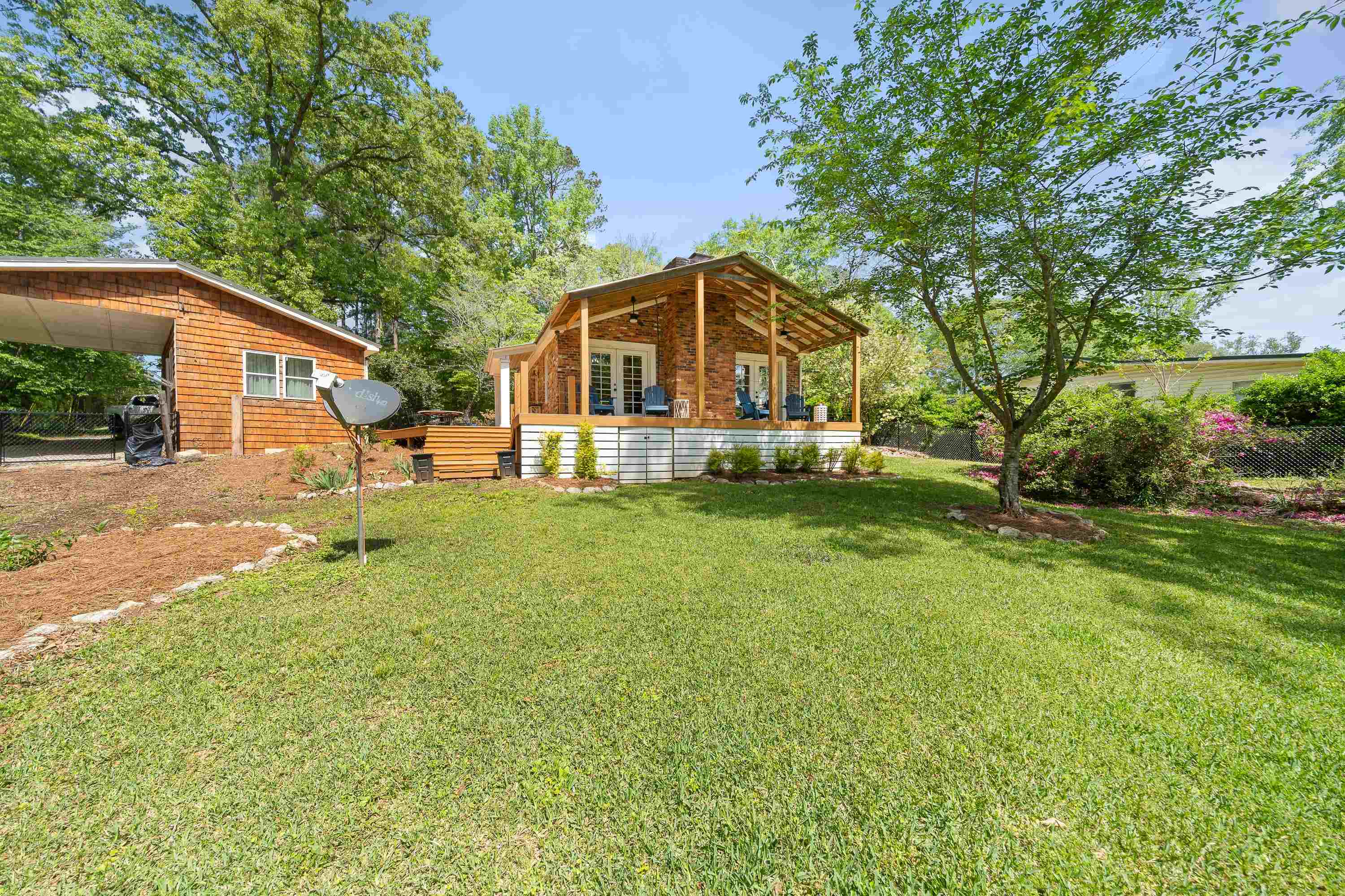 194 BENTLEY CIRCLE