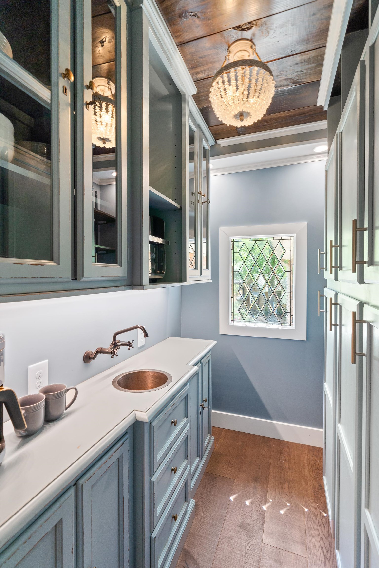 194 BENTLEY CIRCLE