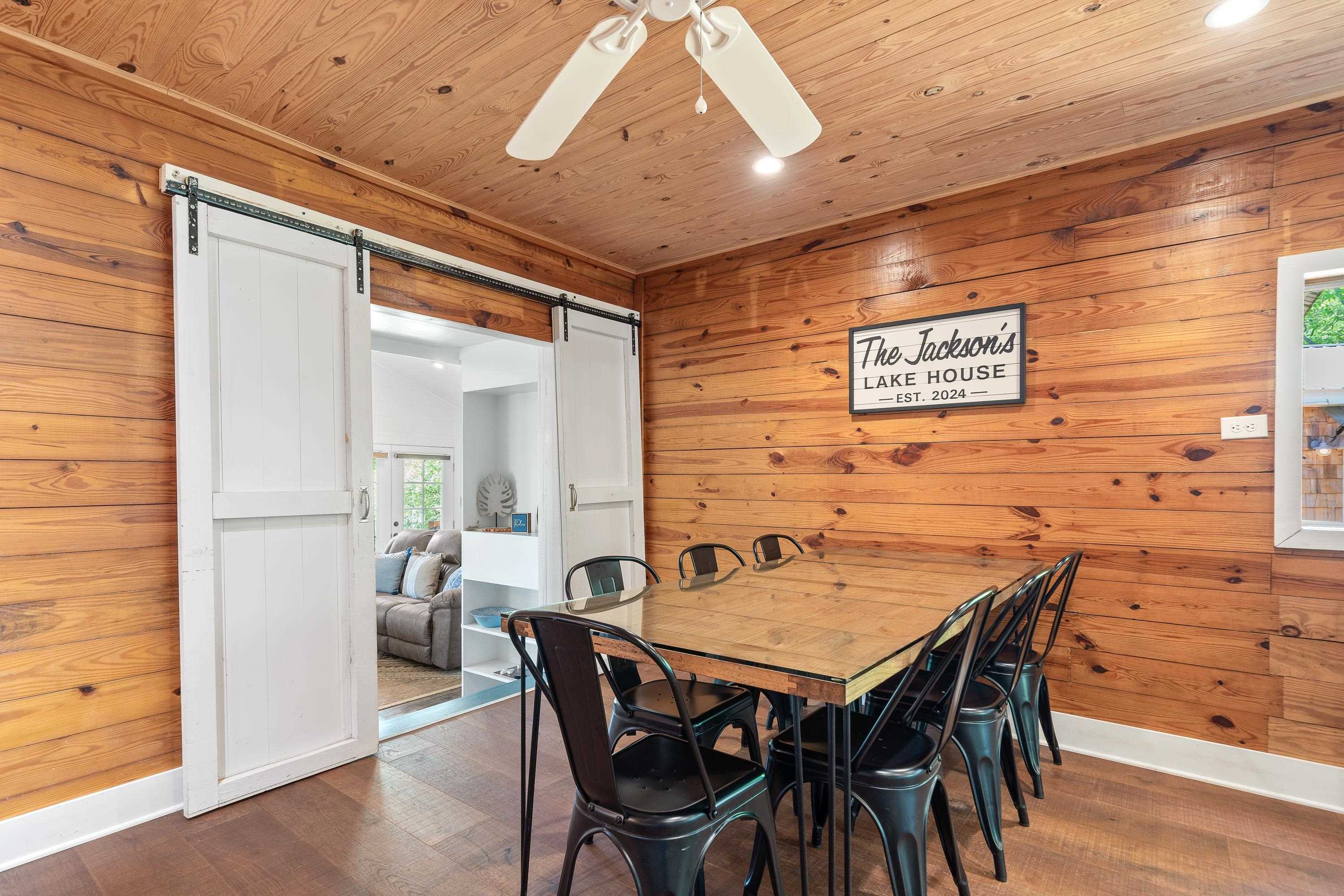 194 BENTLEY CIRCLE