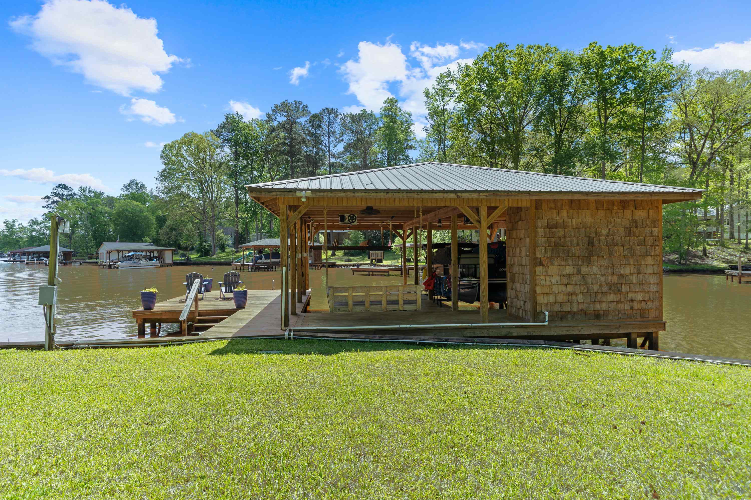 194 BENTLEY CIRCLE