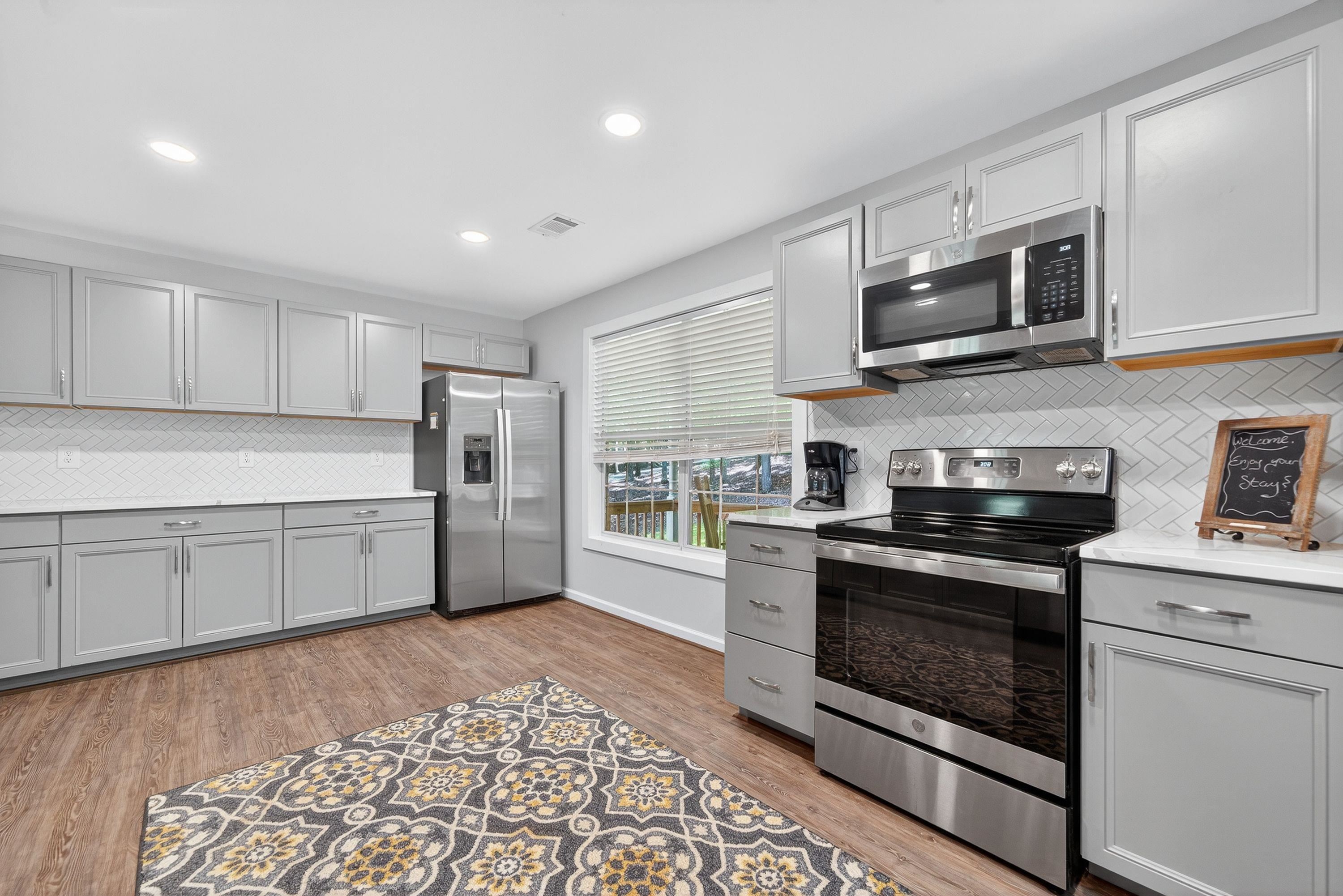 403 LONG SHOALS DRIVE, GA 31024