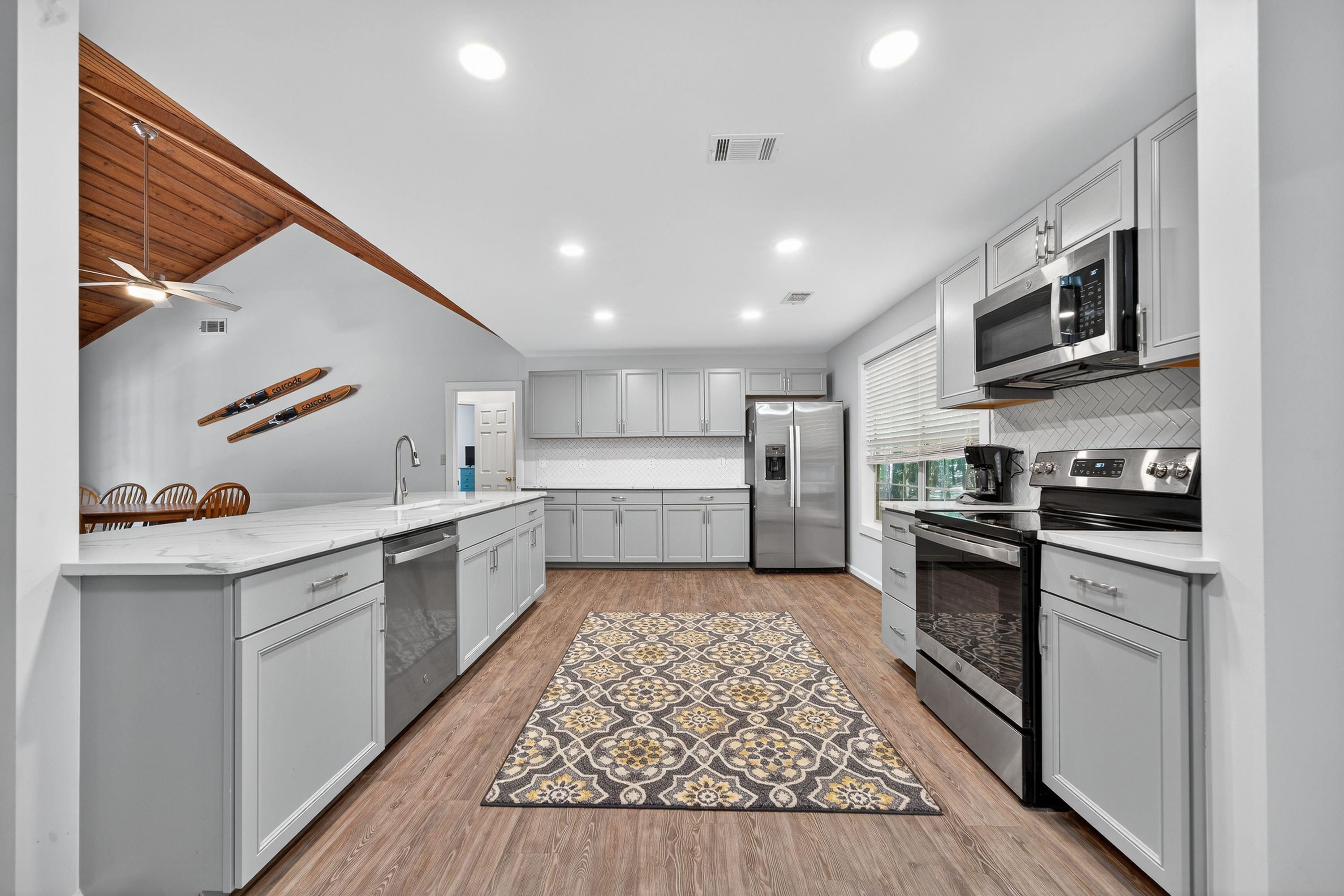403 LONG SHOALS DRIVE, GA 31024