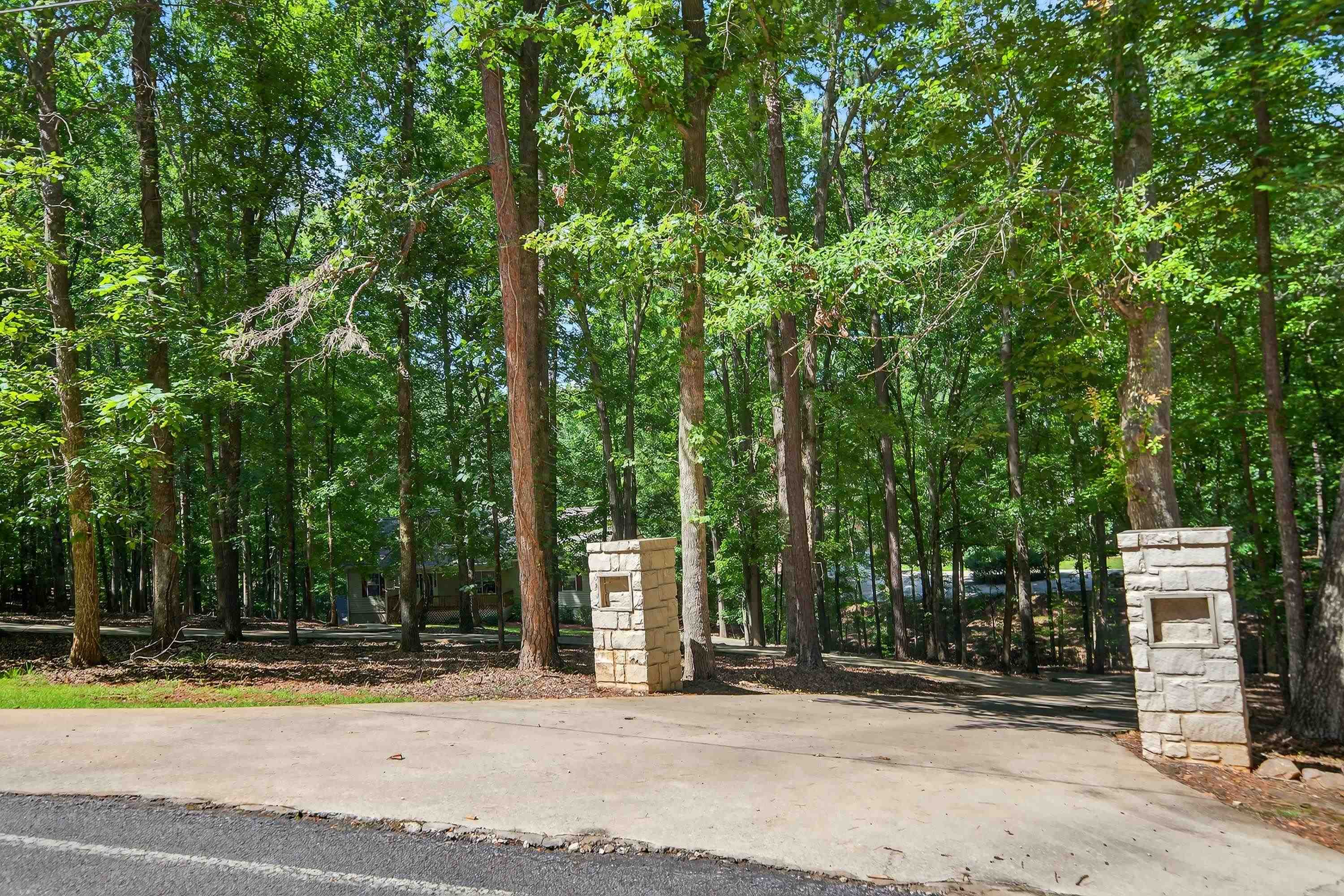 403 LONG SHOALS DRIVE, GA 31024