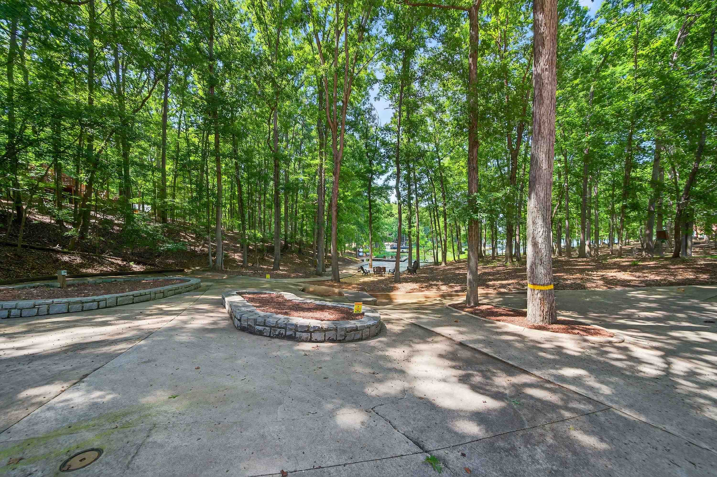 403 LONG SHOALS DRIVE, GA 31024