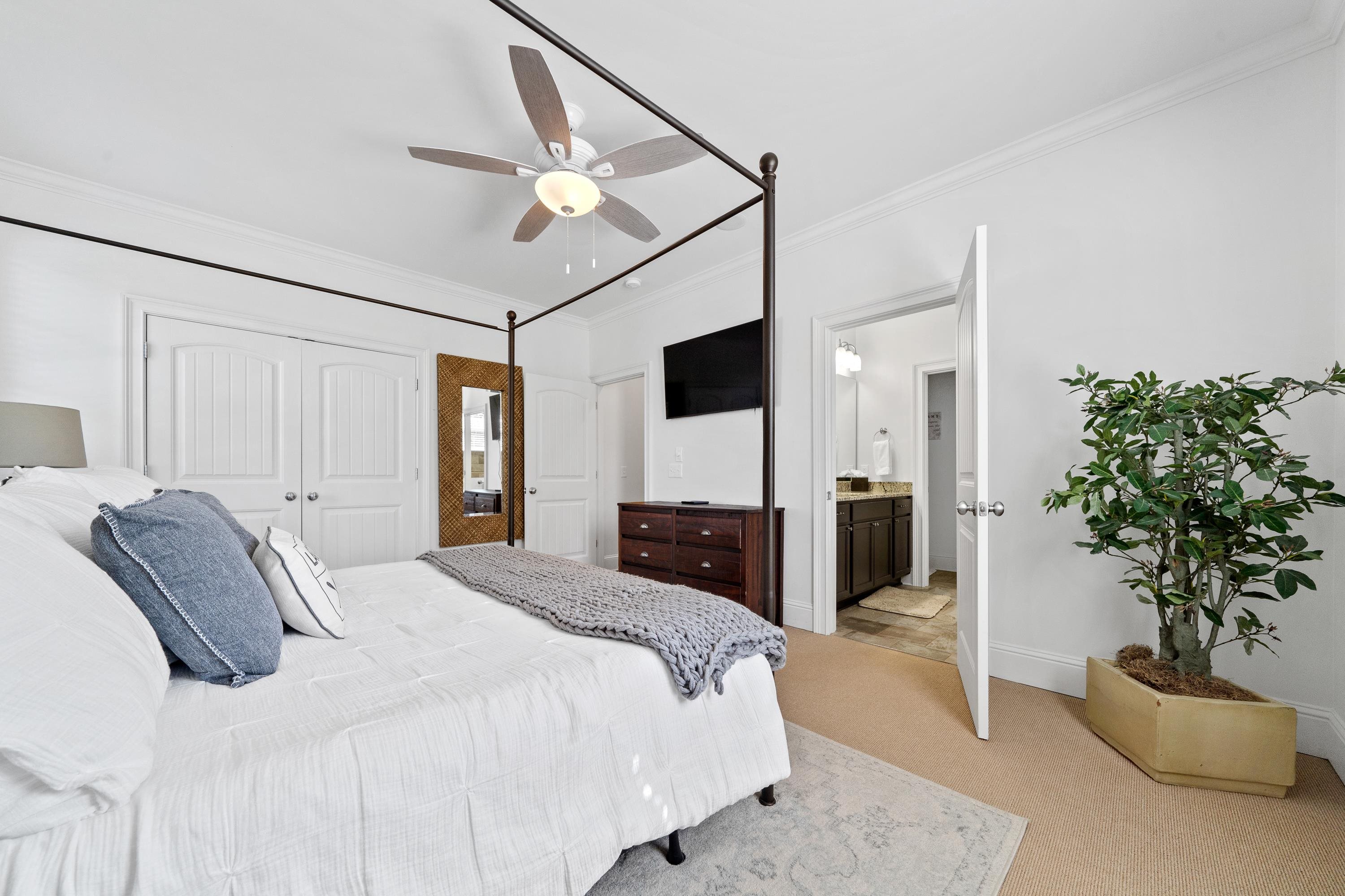 1181 LANDING DRIVE