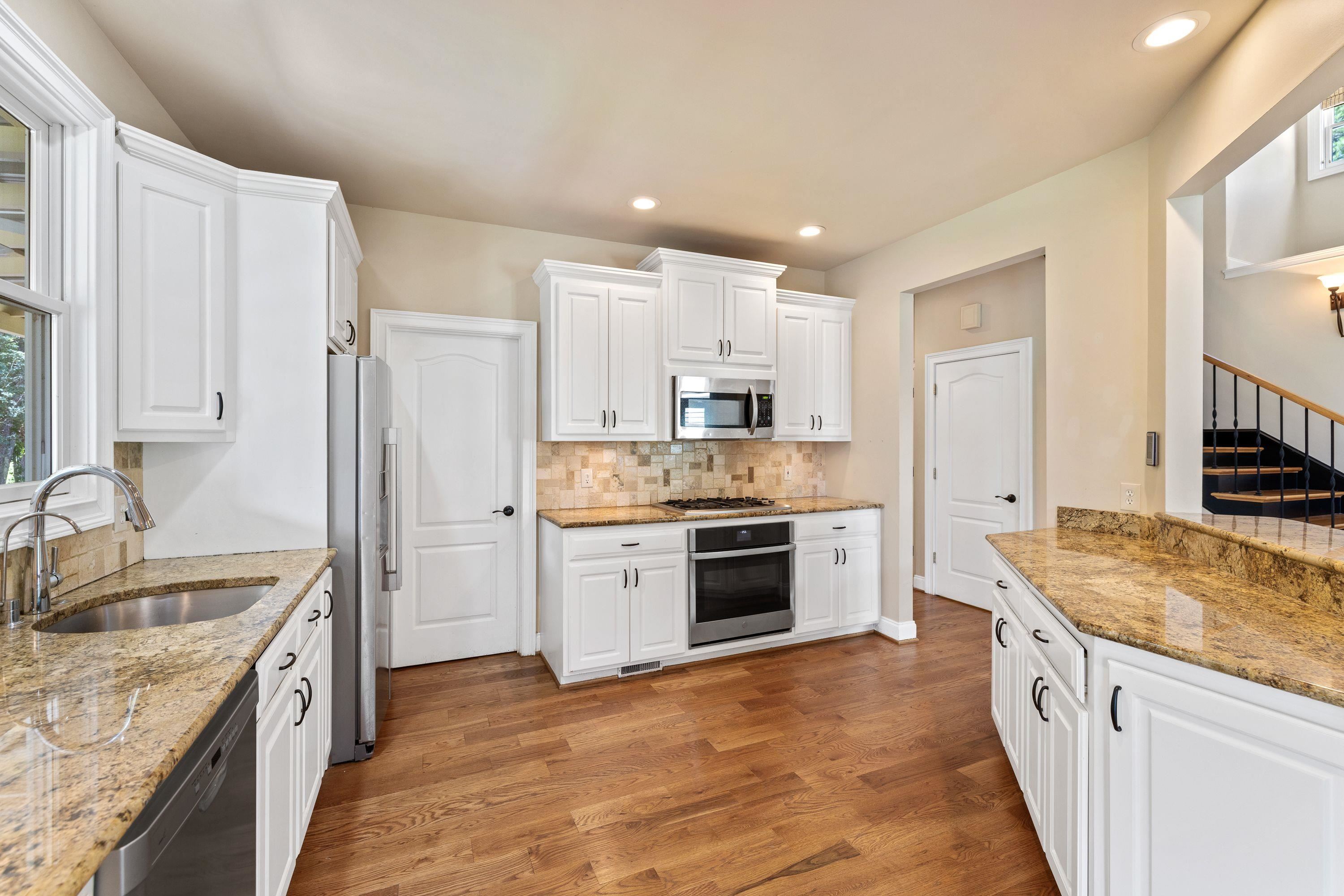 1091 CARNOUSTIE DRIVE
