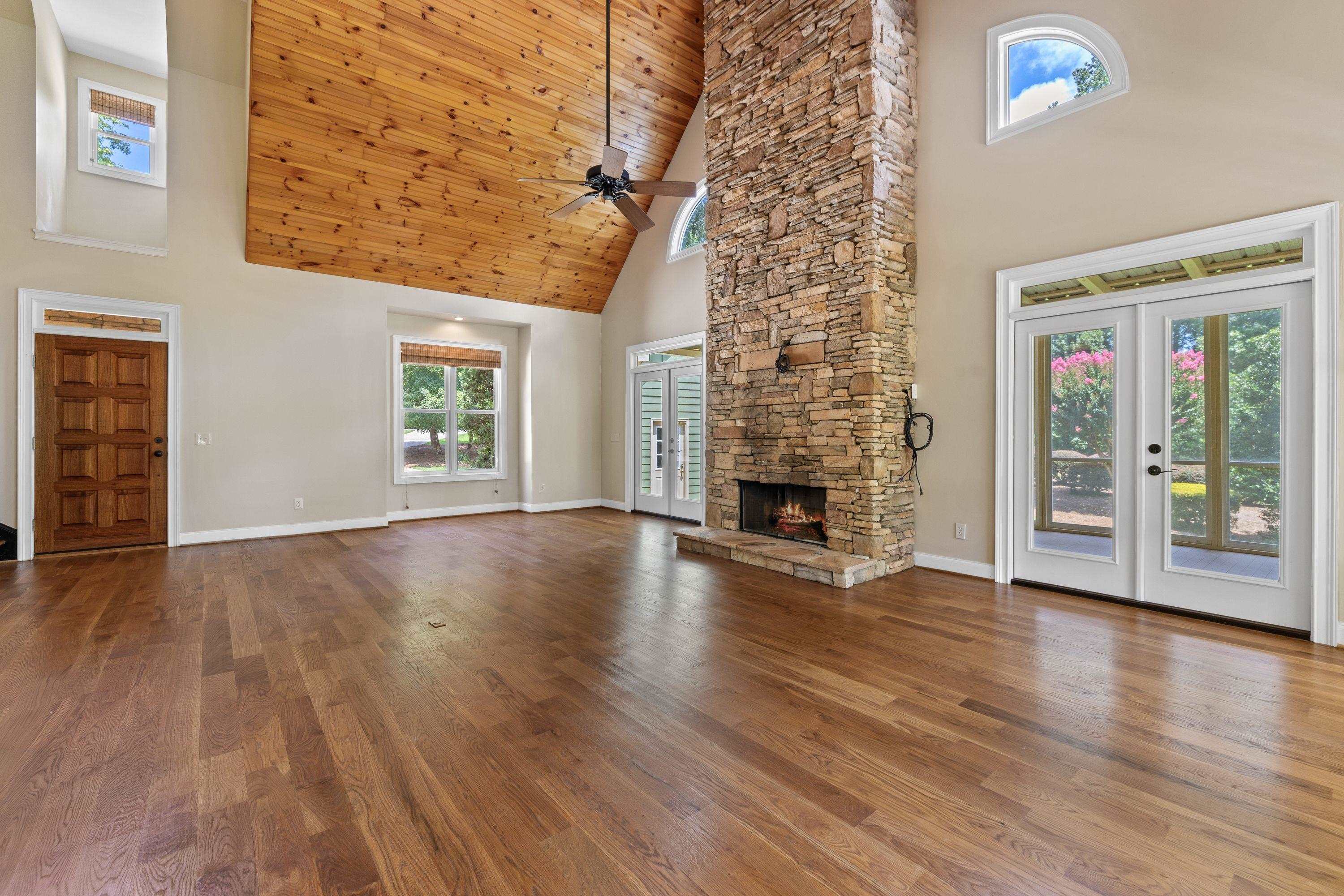 1091 CARNOUSTIE DRIVE