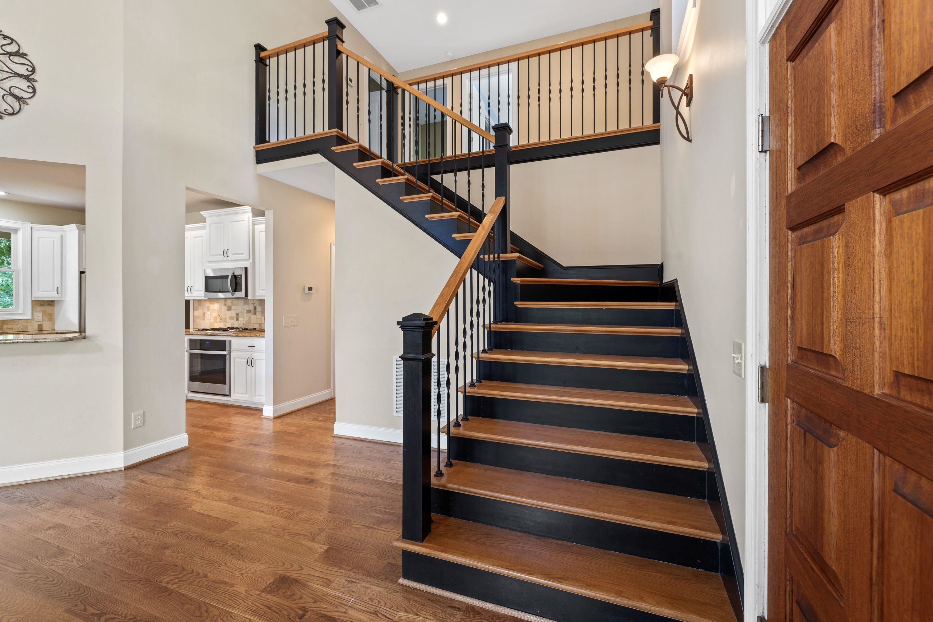 1091 CARNOUSTIE DRIVE