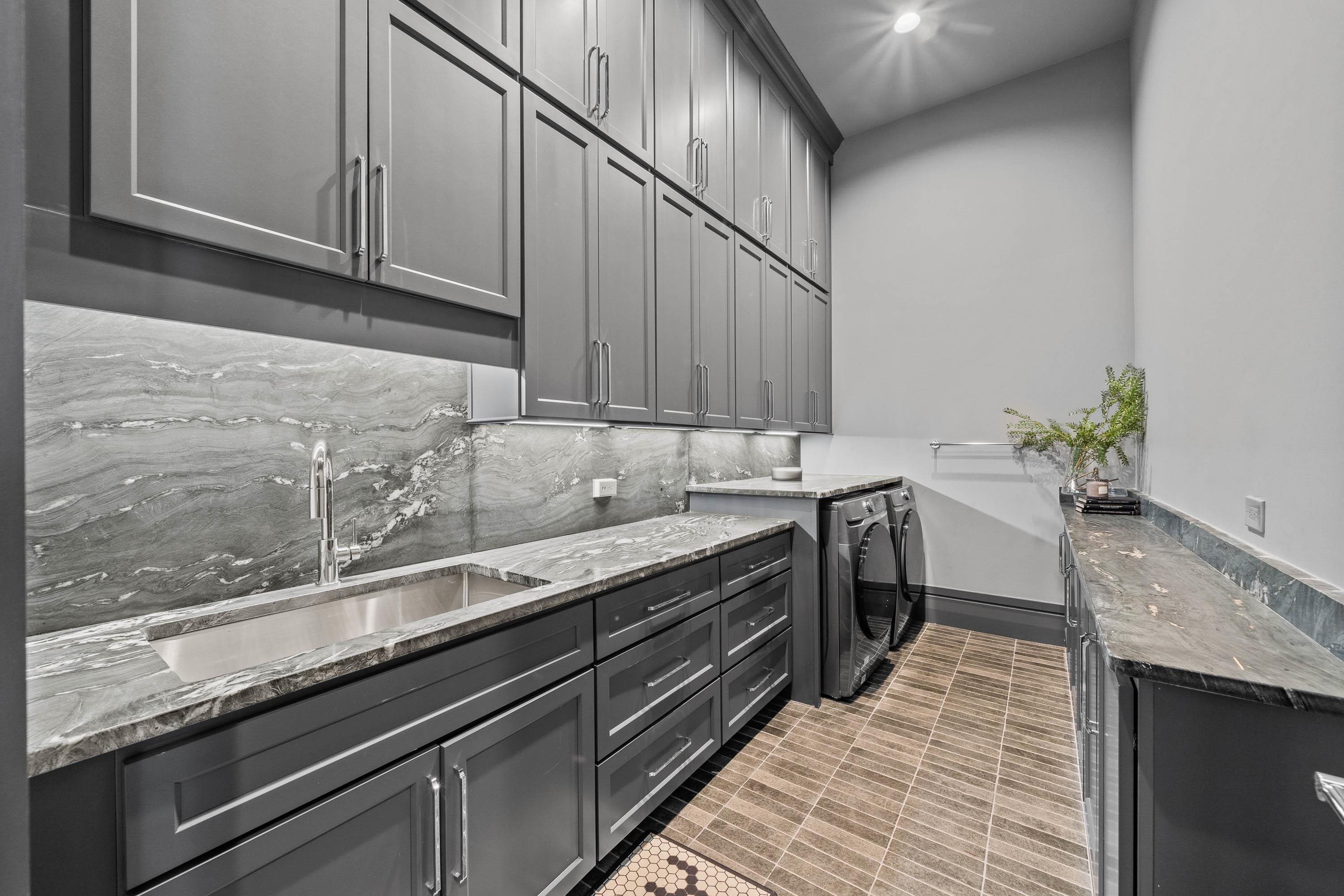 1011 TUGGLE CREEK