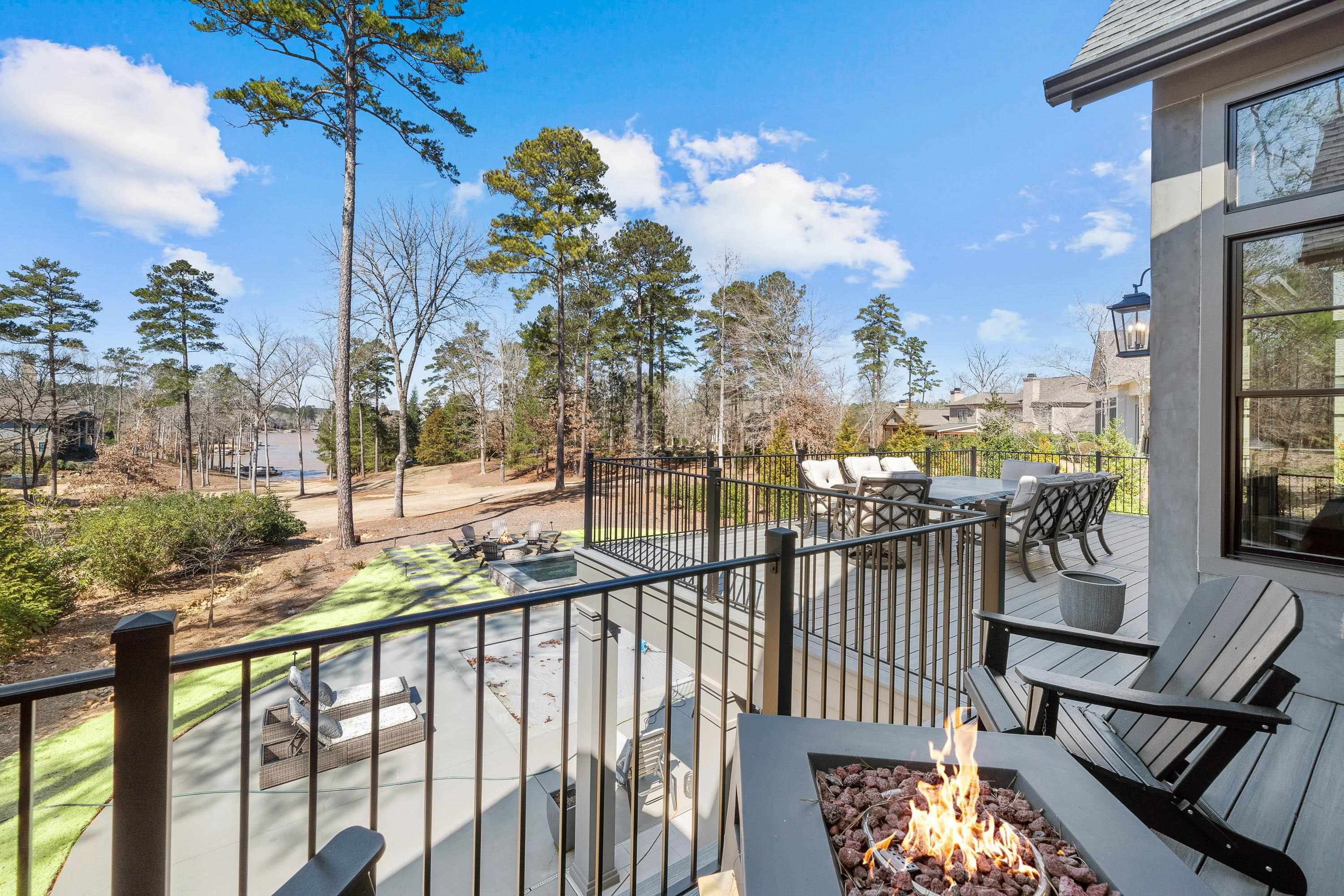 1011 TUGGLE CREEK