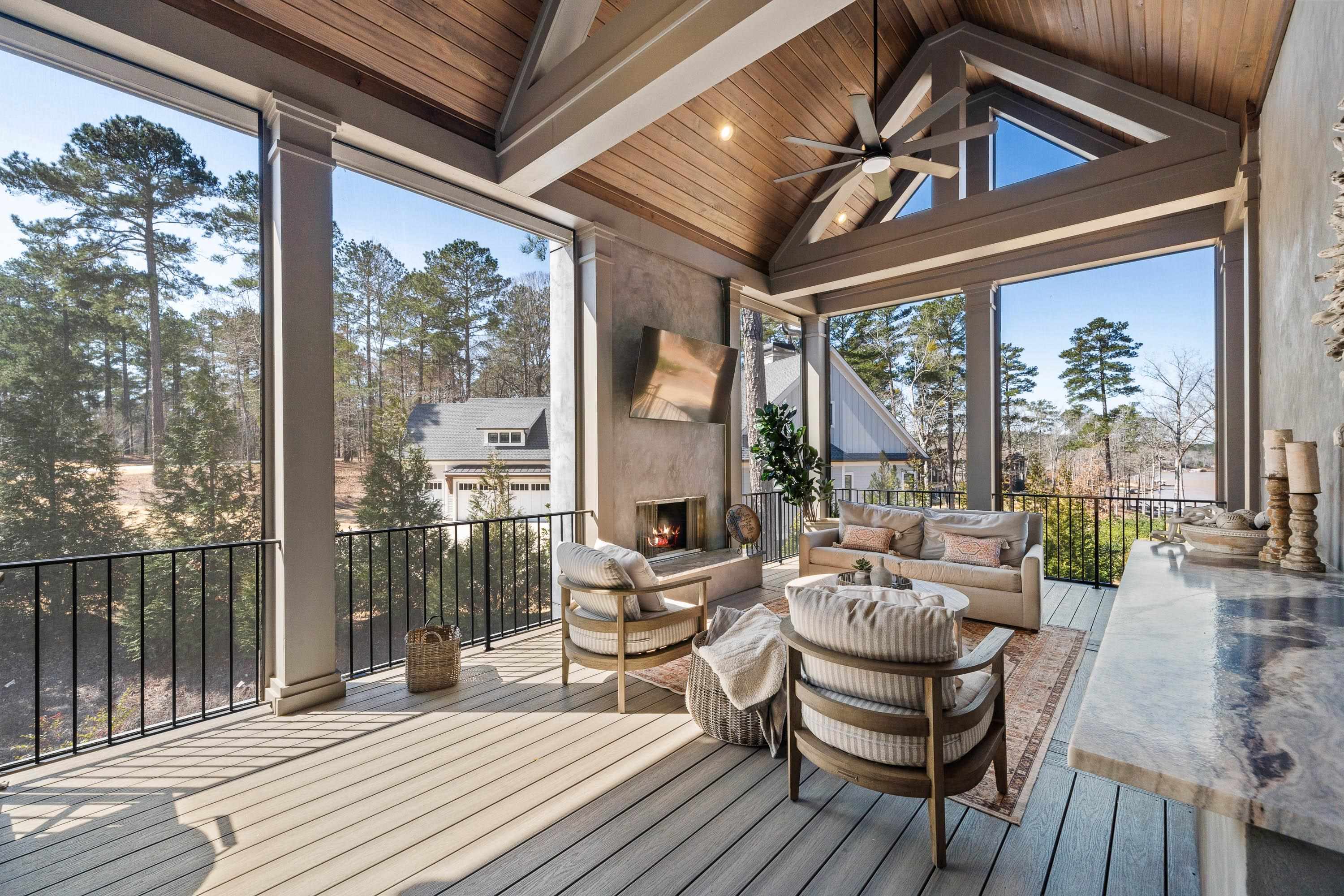 1011 TUGGLE CREEK