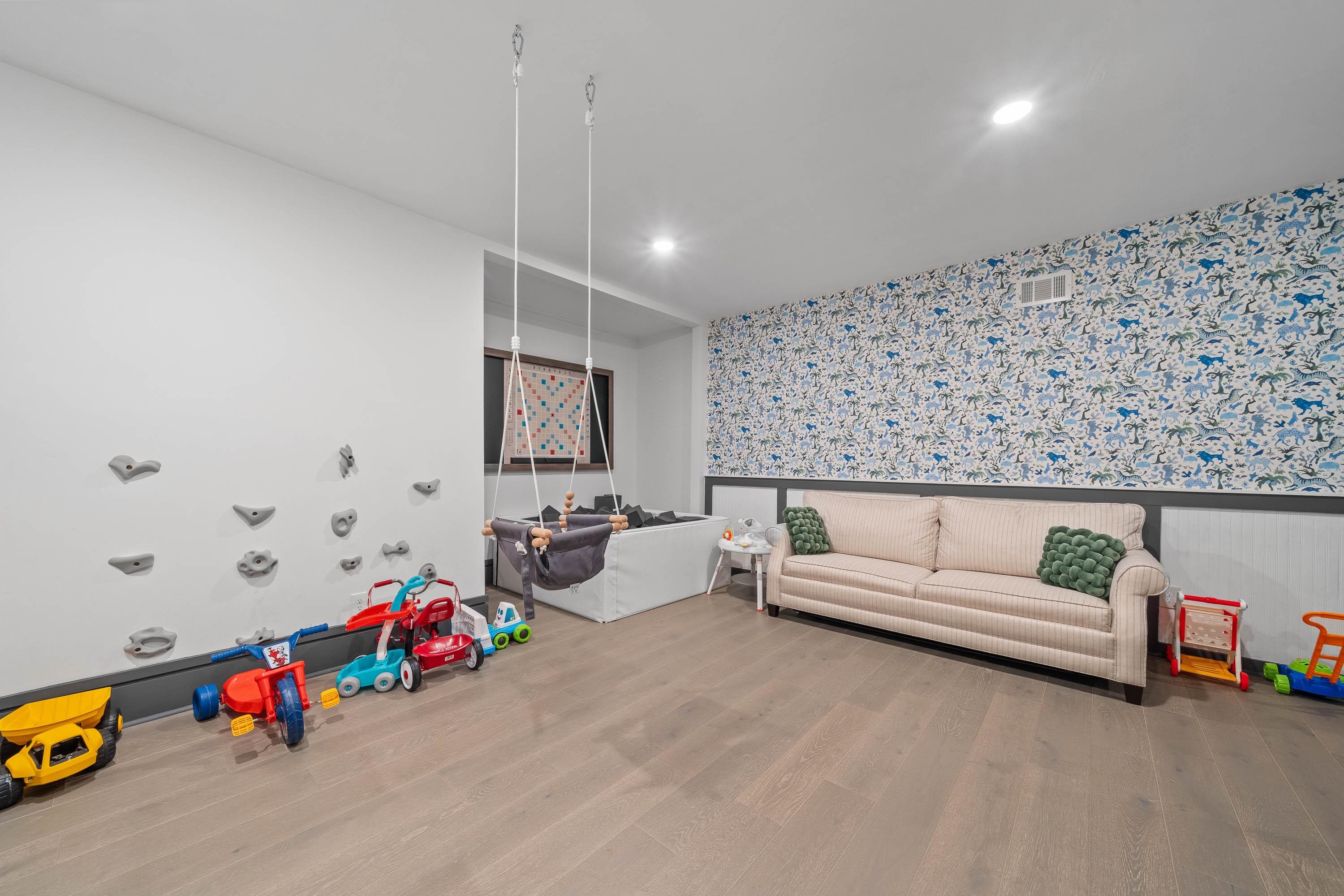 1011 TUGGLE CREEK