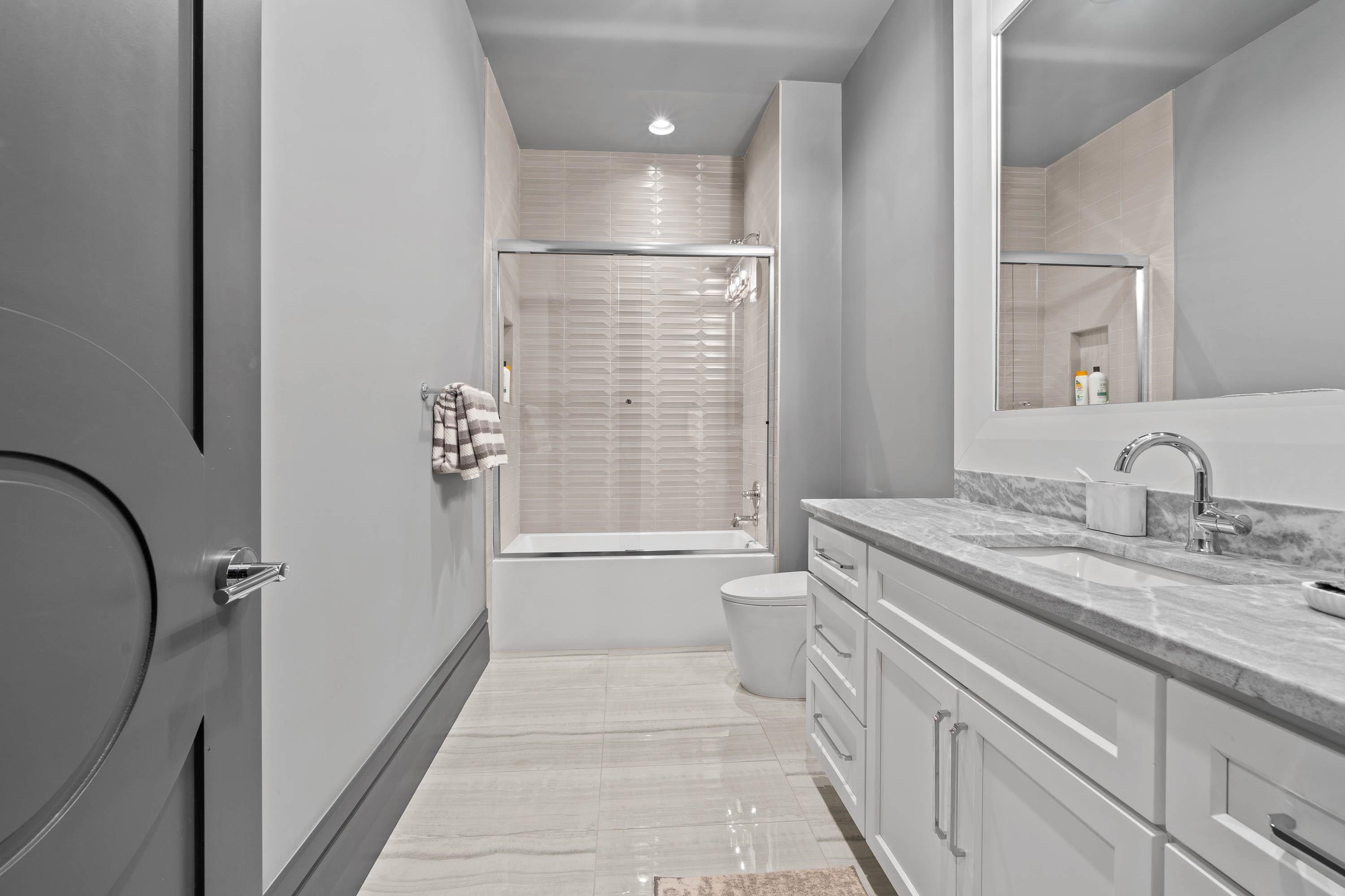 1011 TUGGLE CREEK