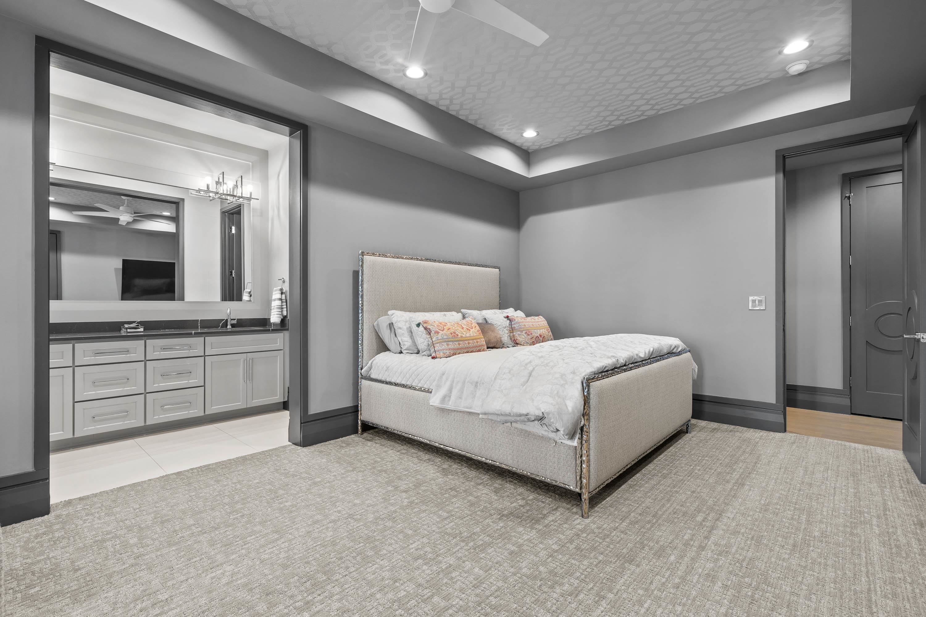 1011 TUGGLE CREEK