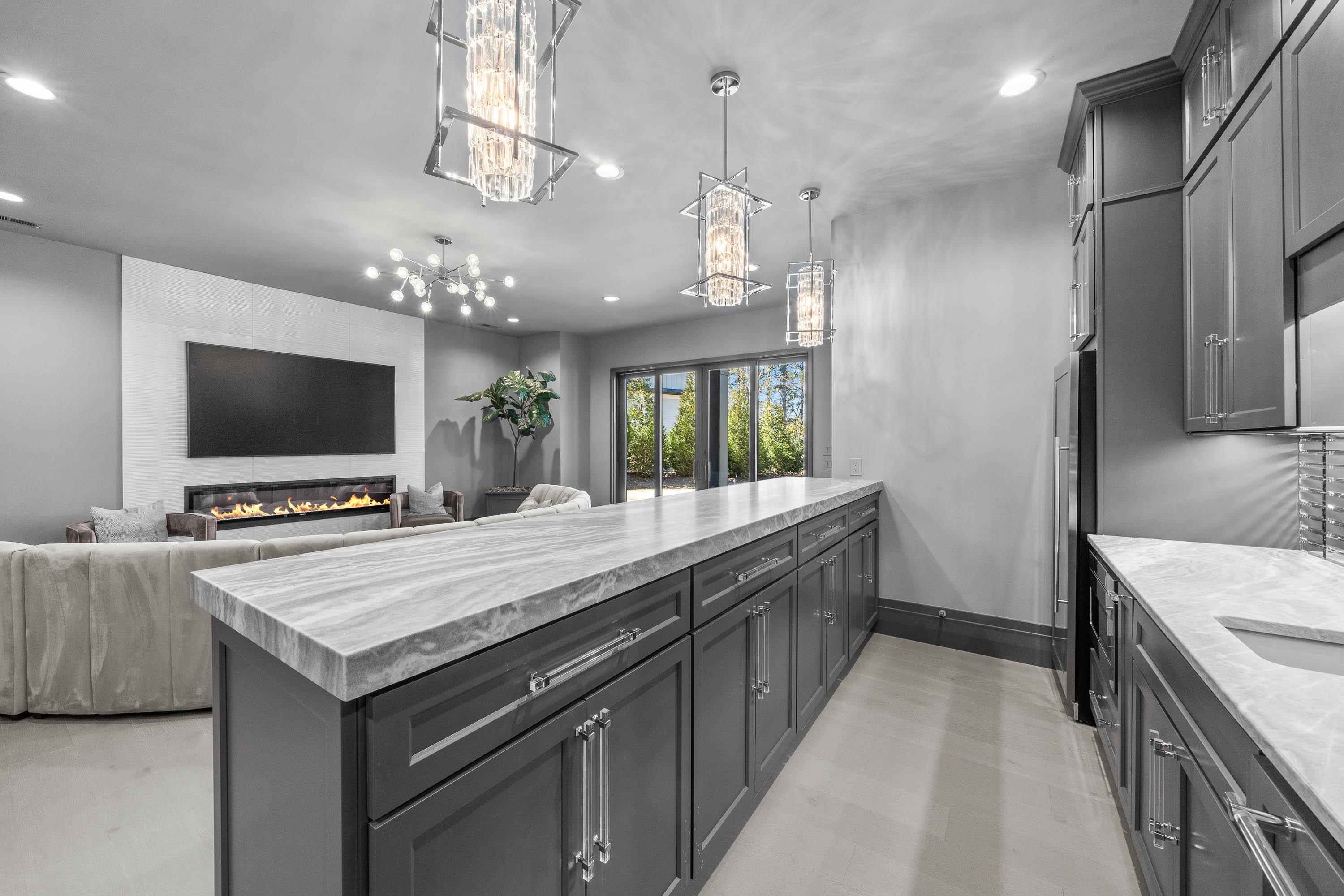 1011 TUGGLE CREEK