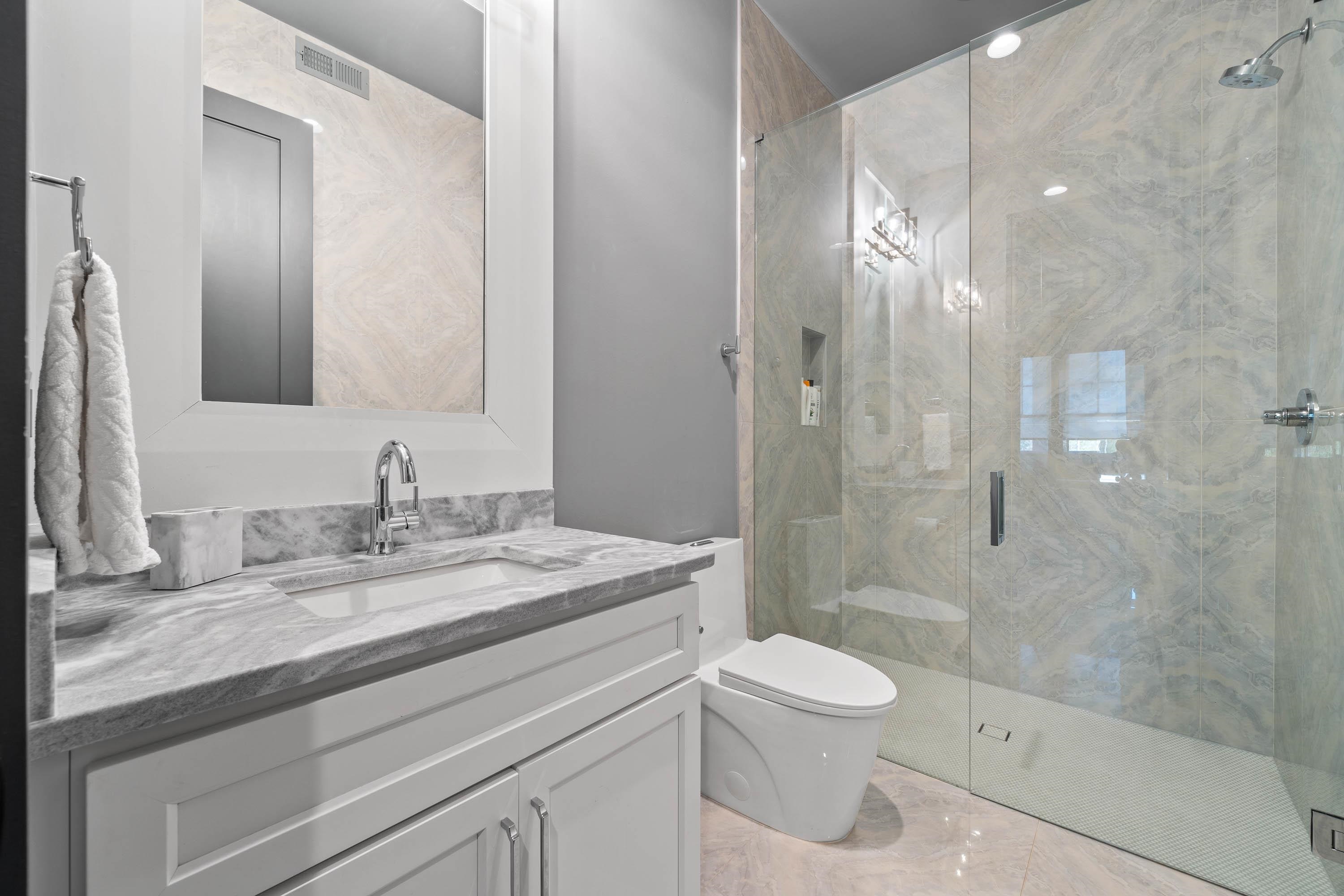 1011 TUGGLE CREEK