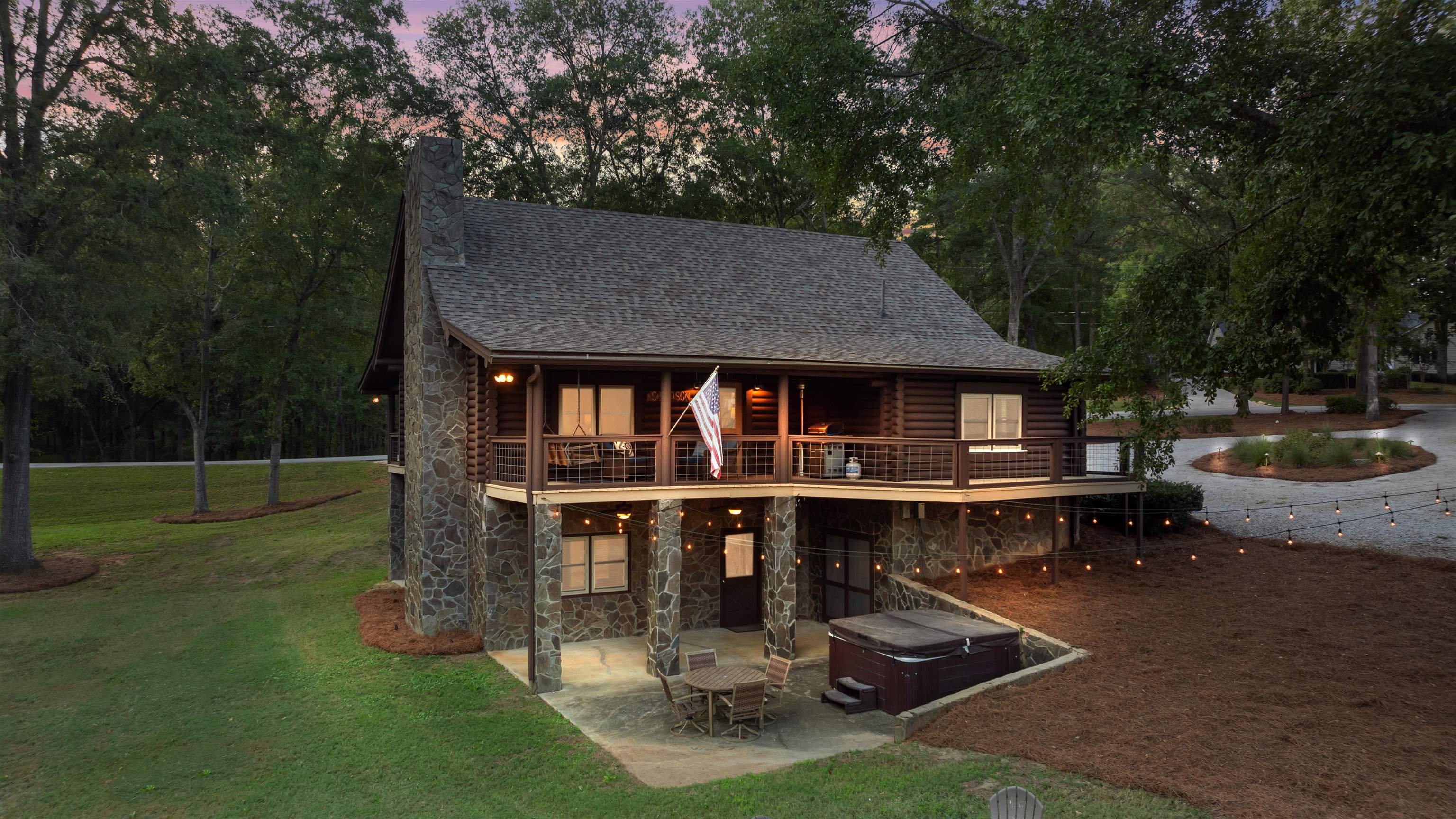 224 LOCH WAY