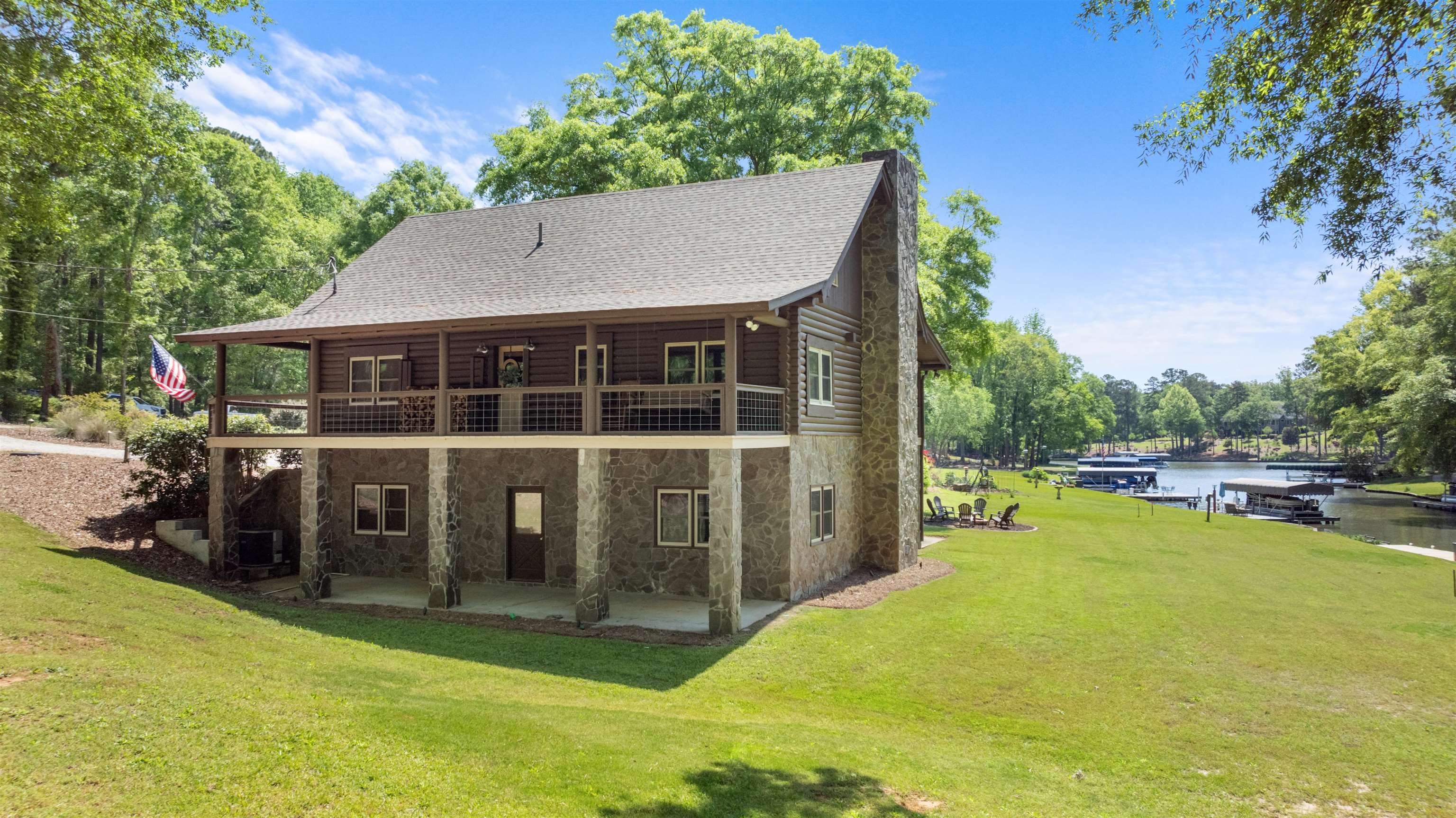 224 LOCH WAY