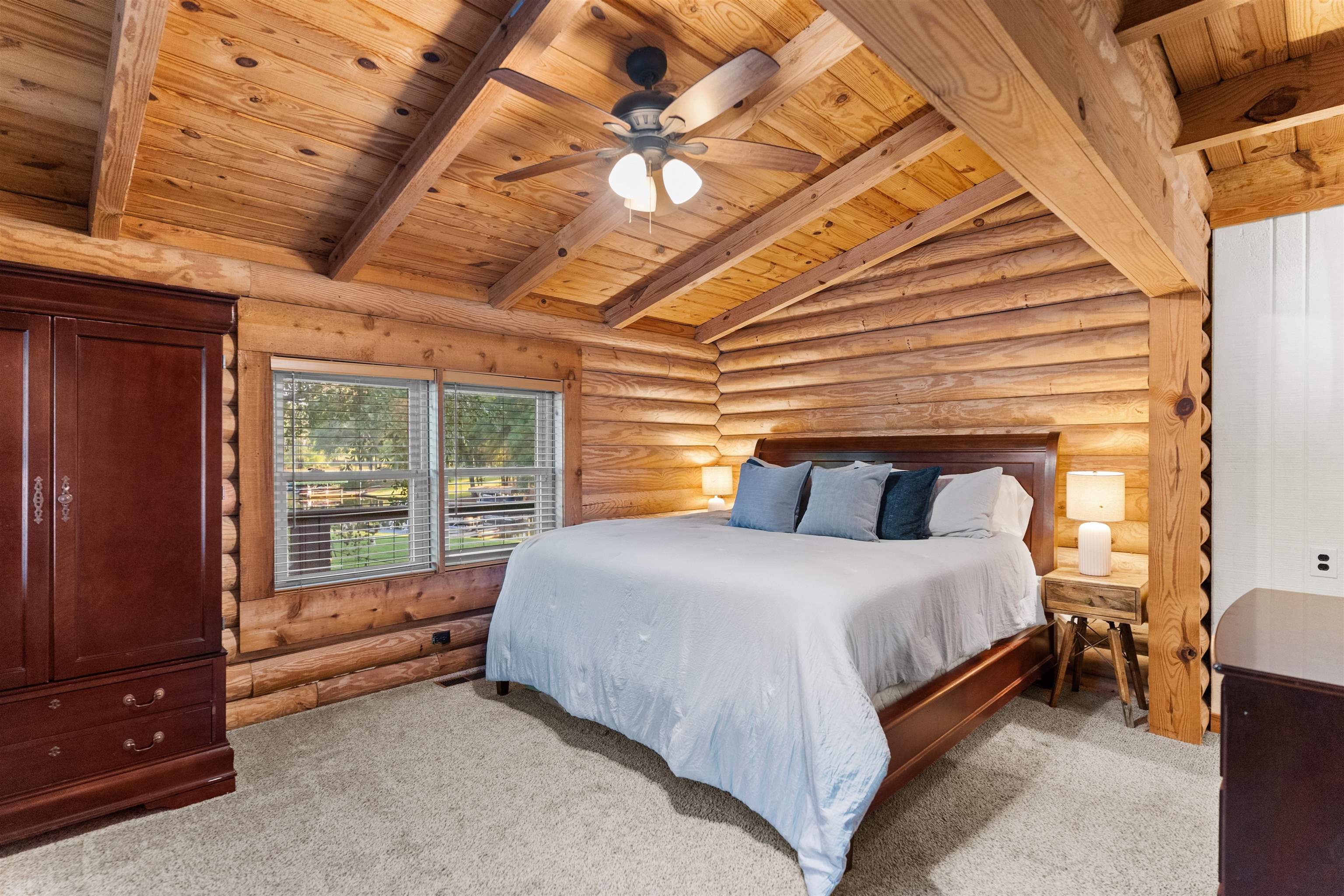 224 LOCH WAY