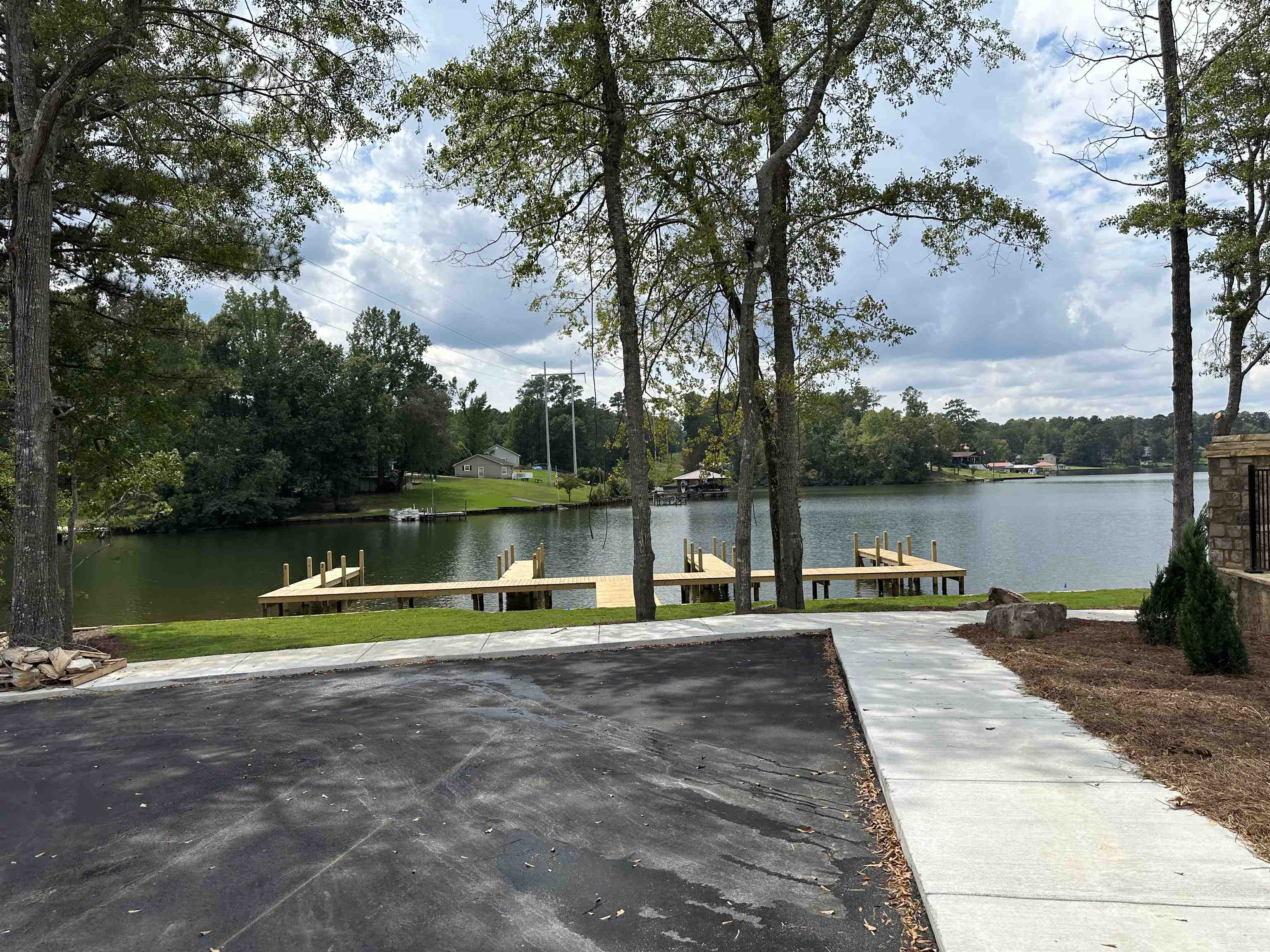 401 WHITE OAK COVE # 61