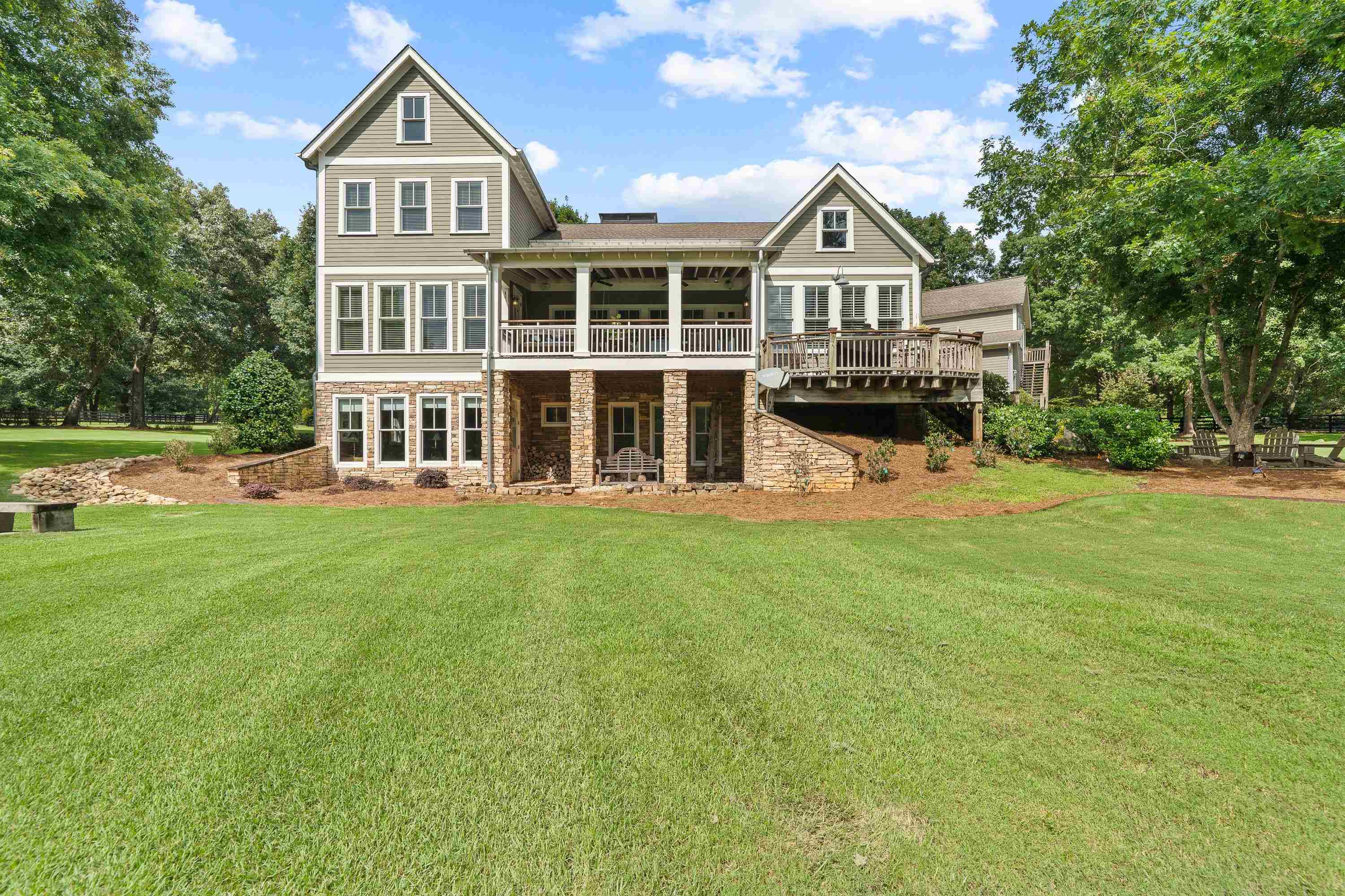 108 WALKING HORSE LANE