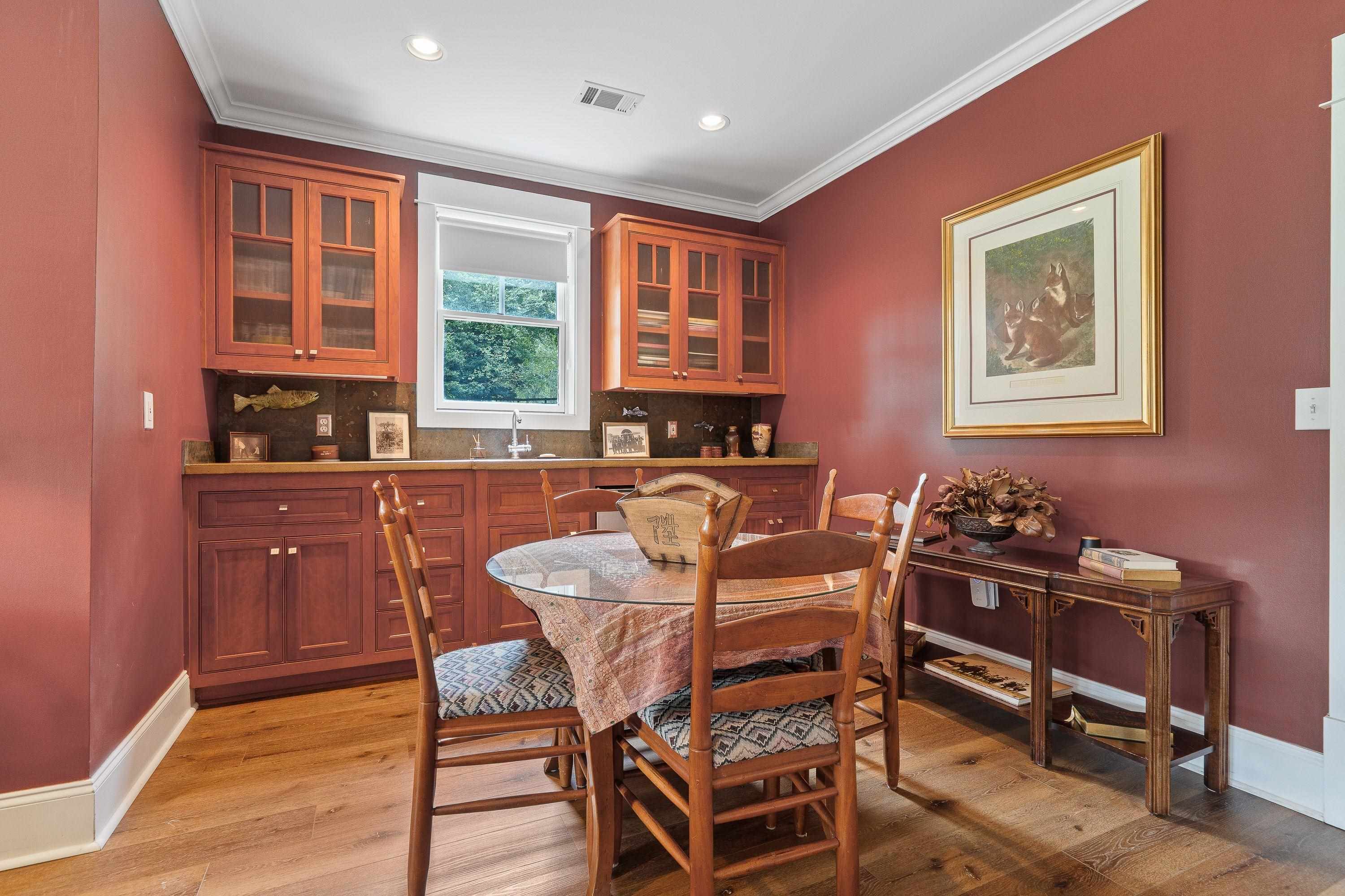 108 WALKING HORSE LANE